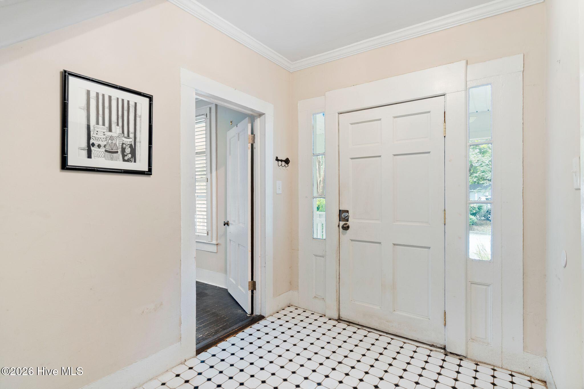 216 Fleming Street Property Photo 5