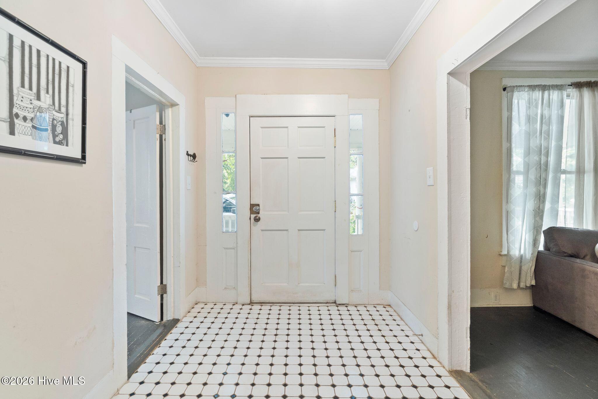 216 Fleming Street Property Photo 6