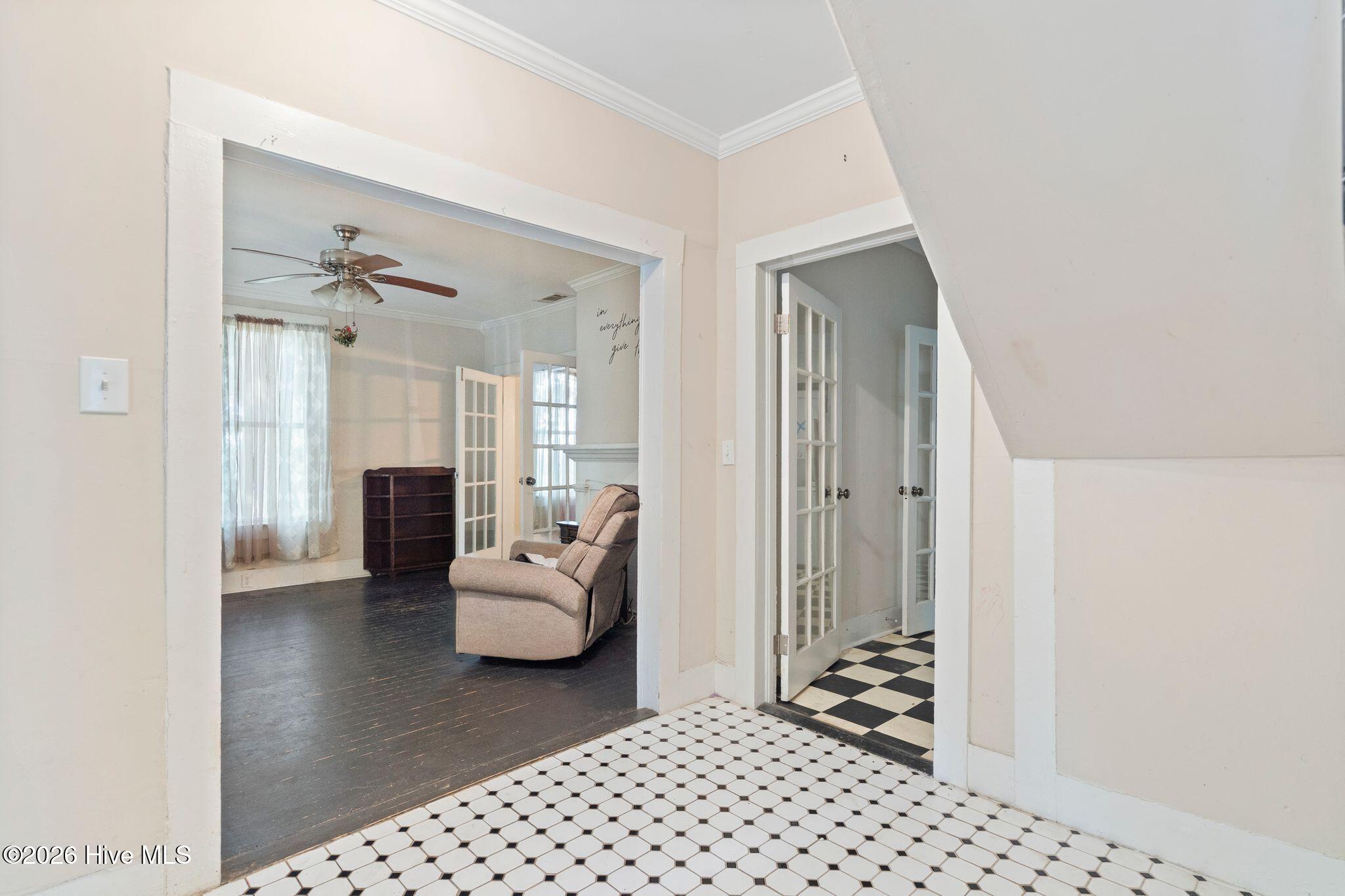 216 Fleming Street Property Photo 7