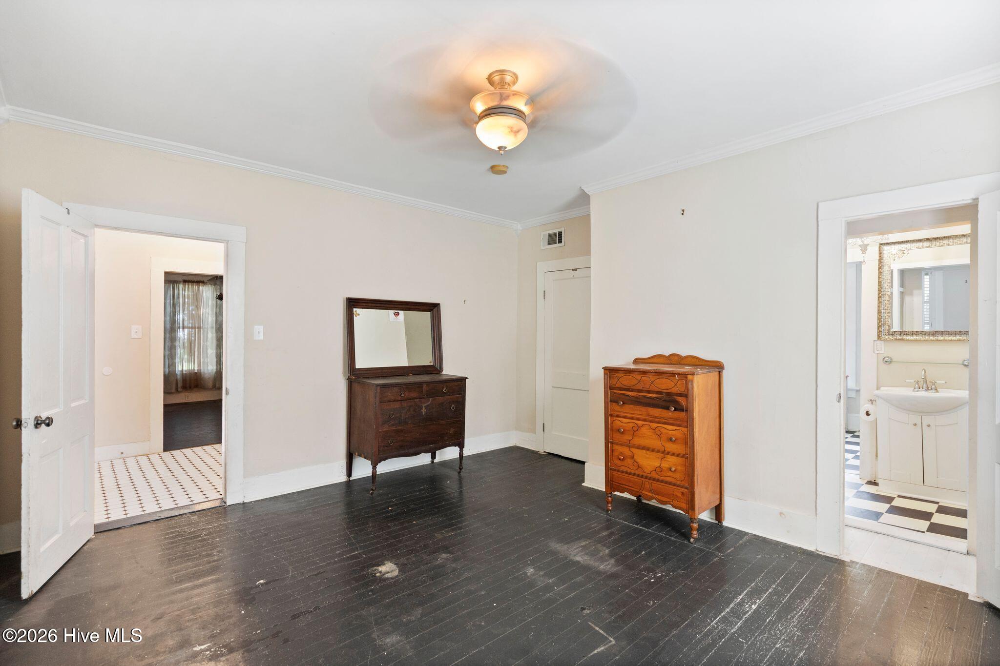 216 Fleming Street Property Photo 10