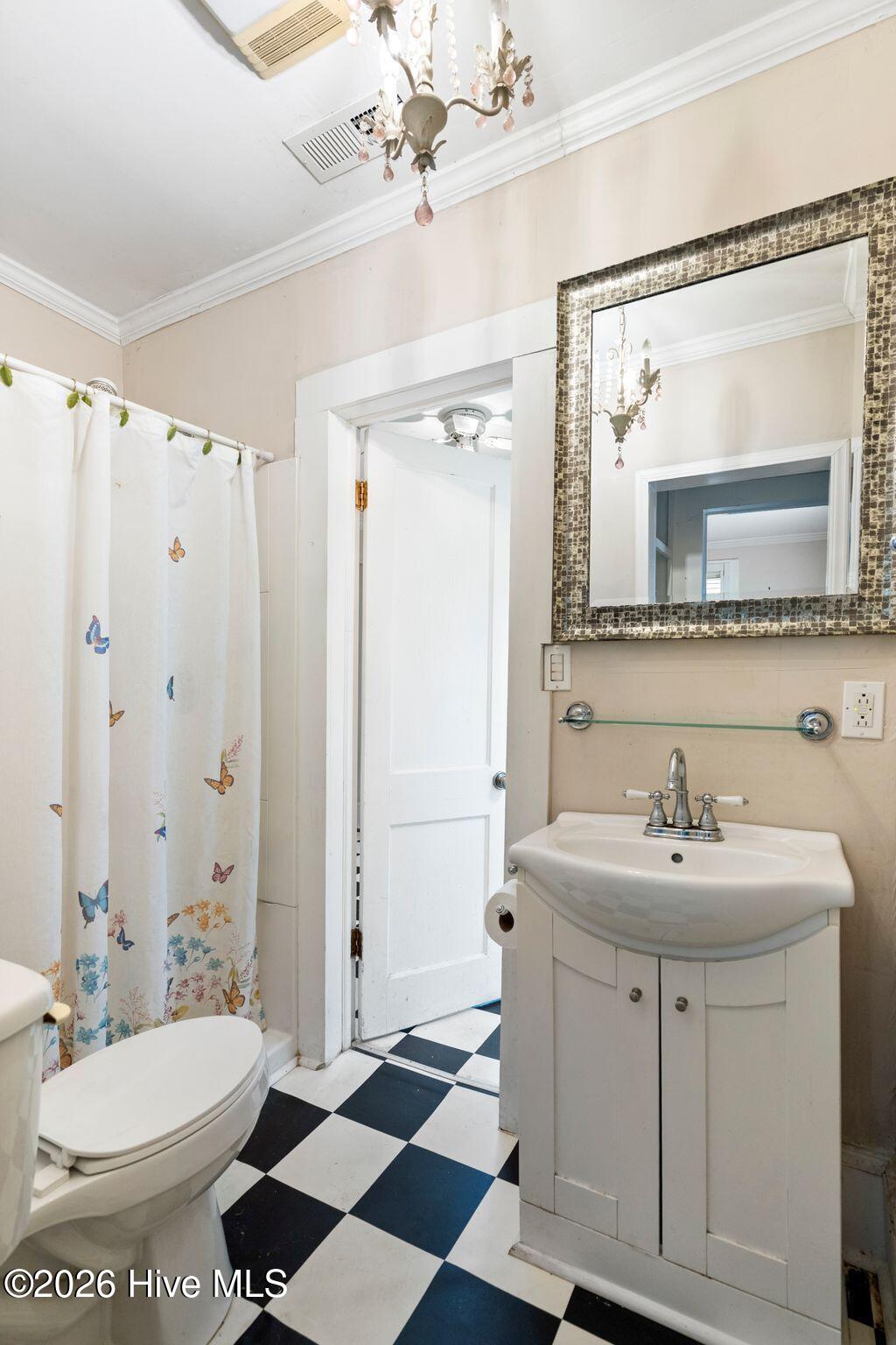 216 Fleming Street Property Photo 14