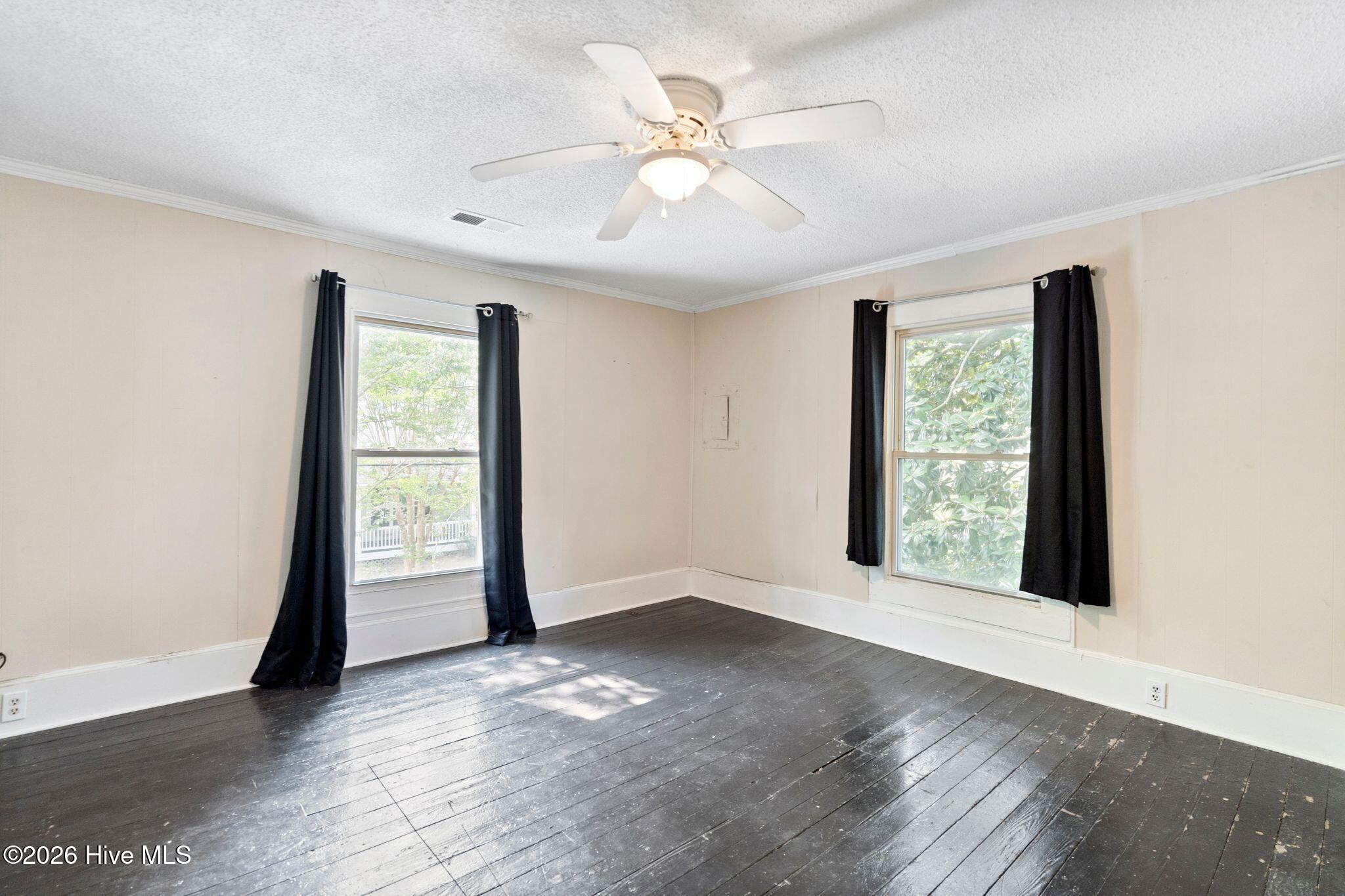216 Fleming Street Property Photo 35