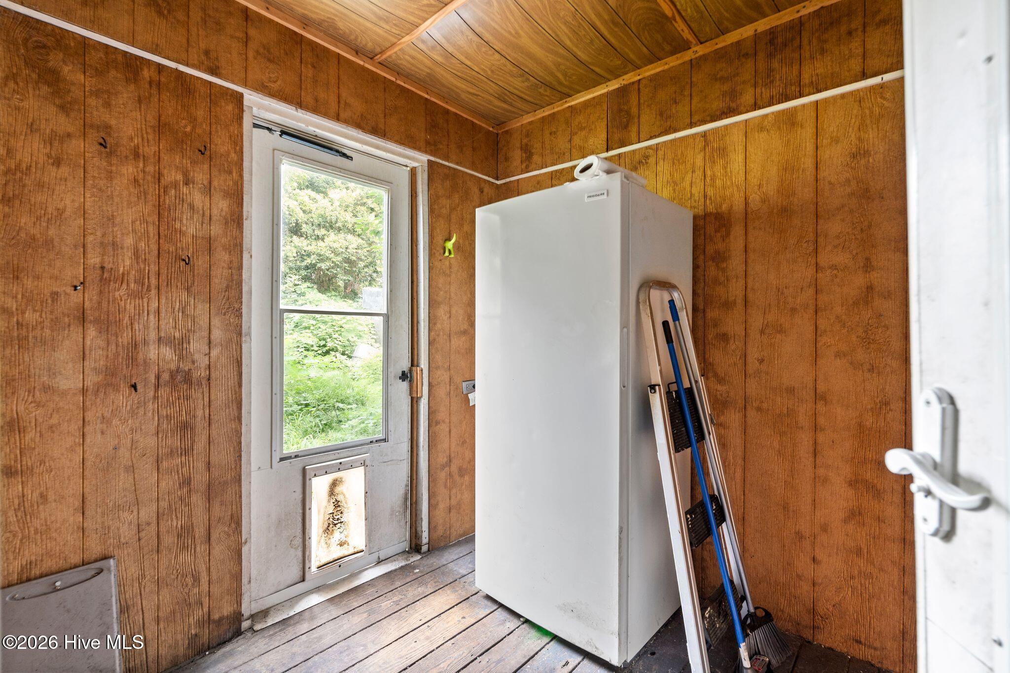 216 Fleming Street Property Photo 47
