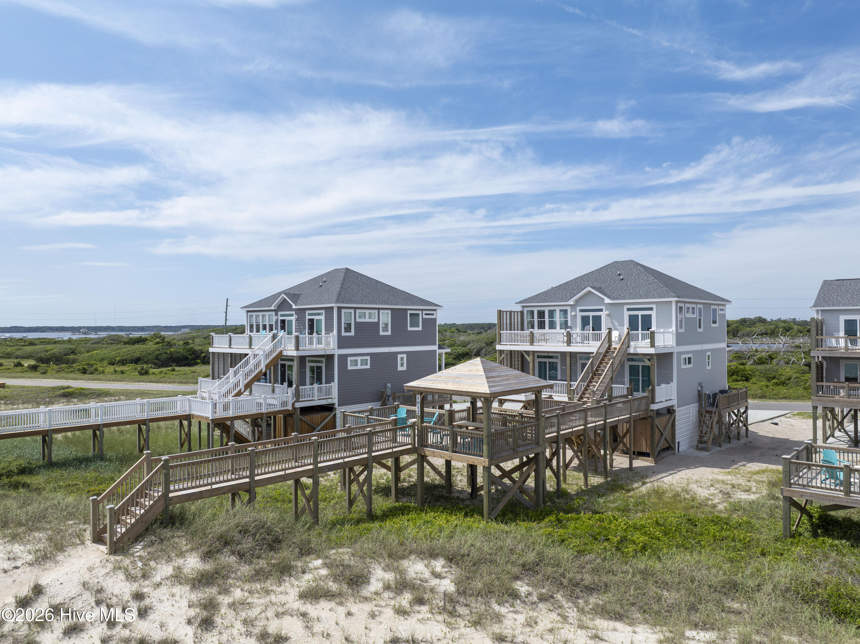 1012 New River Inlet Road Property Photo 1