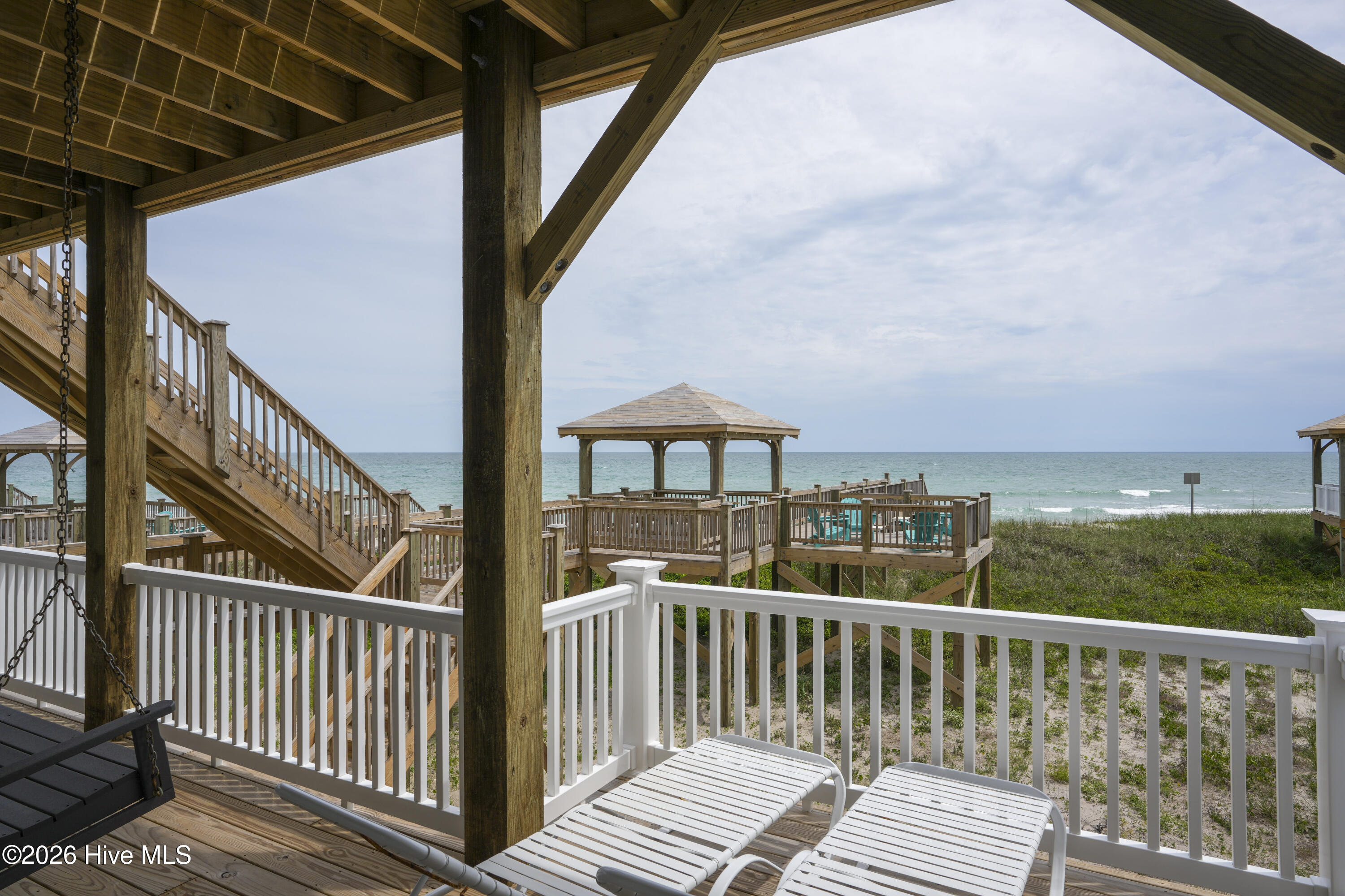 1012 New River Inlet Road Property Photo 7