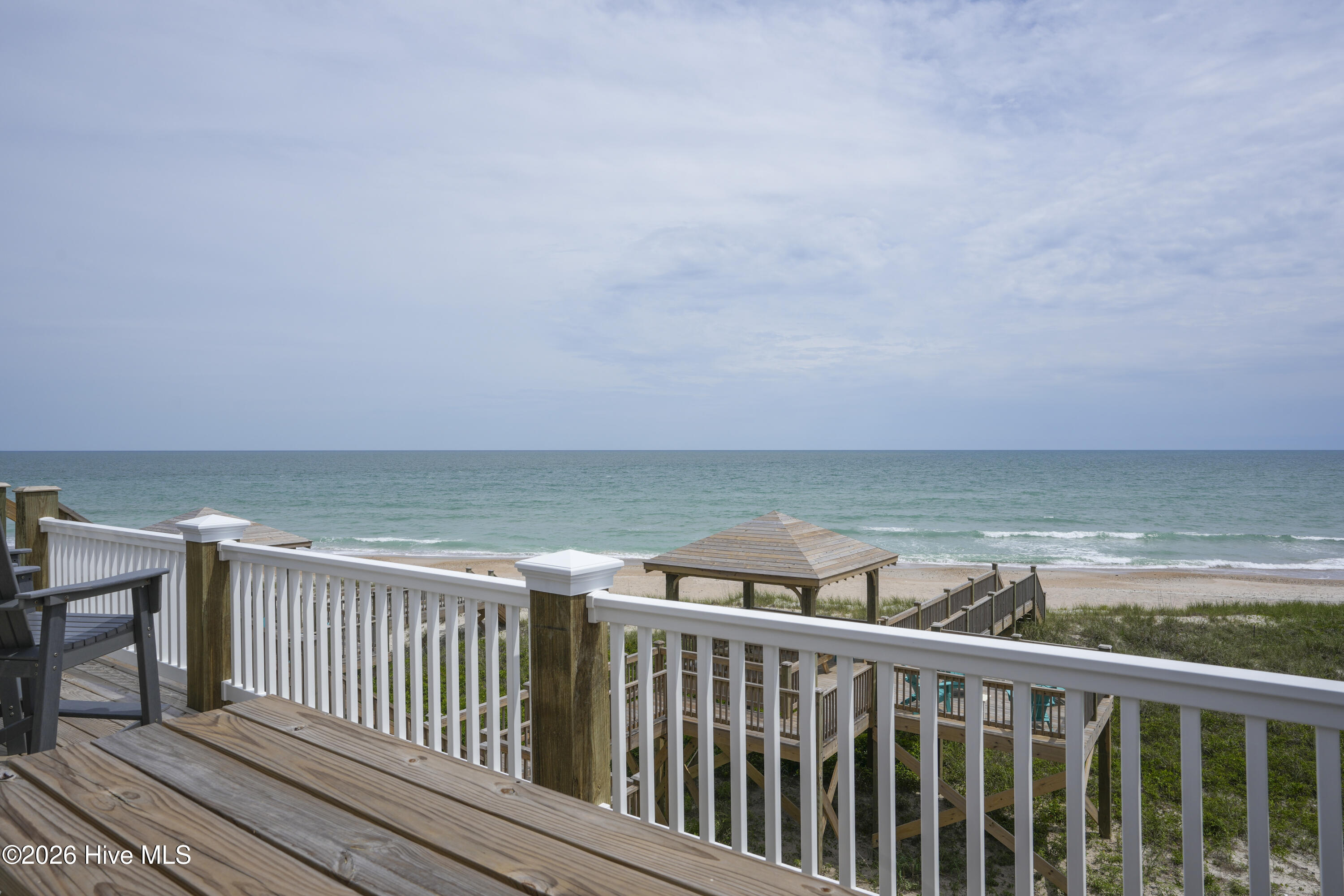 1012 New River Inlet Road Property Photo 8