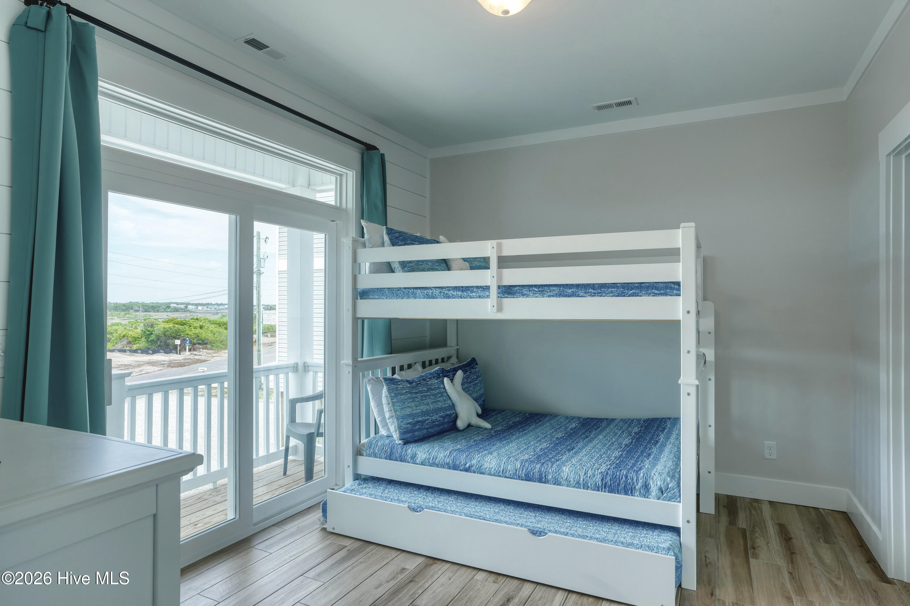 1012 New River Inlet Road Property Photo 39