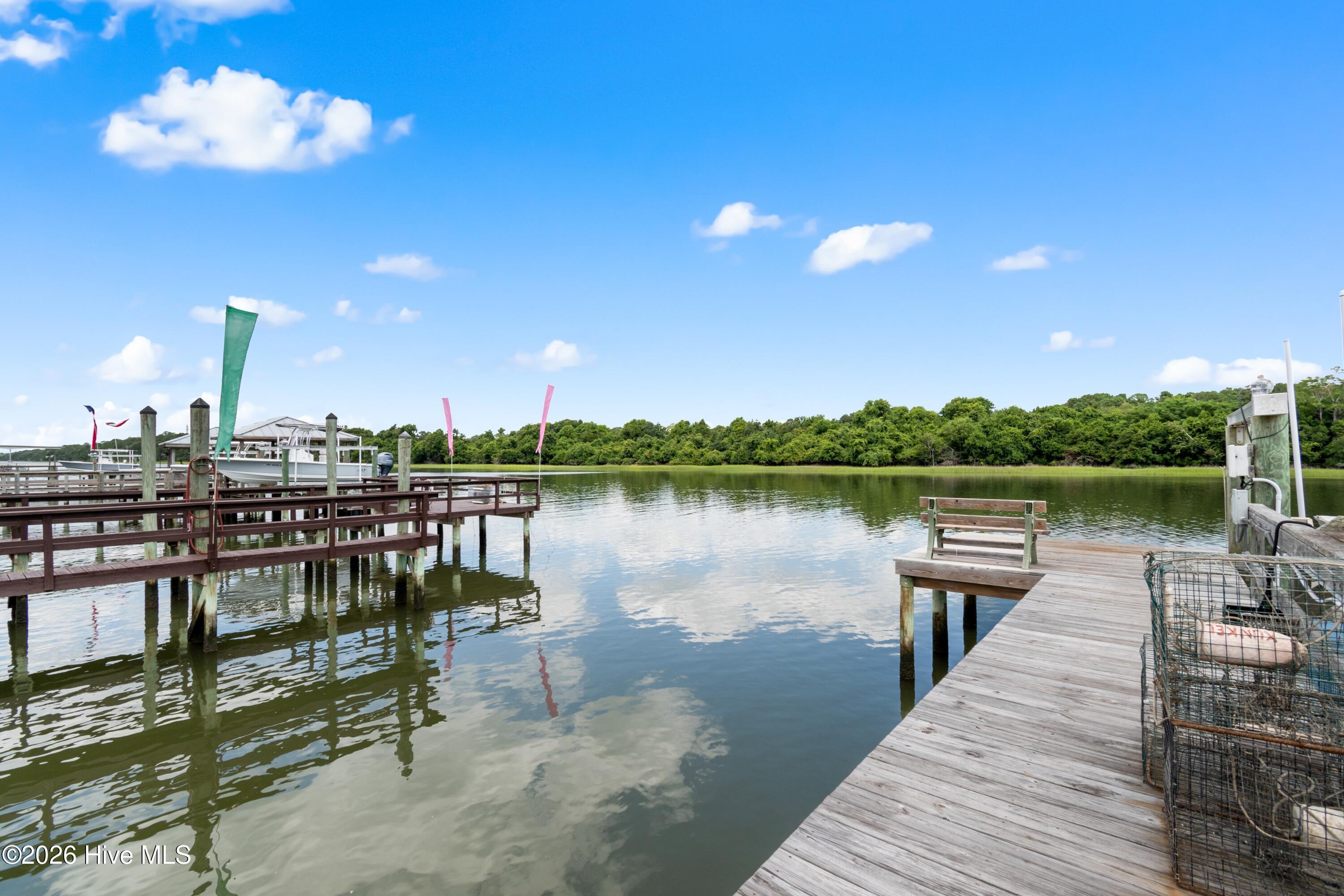 1308 E Yacht Drive Property Photo 2
