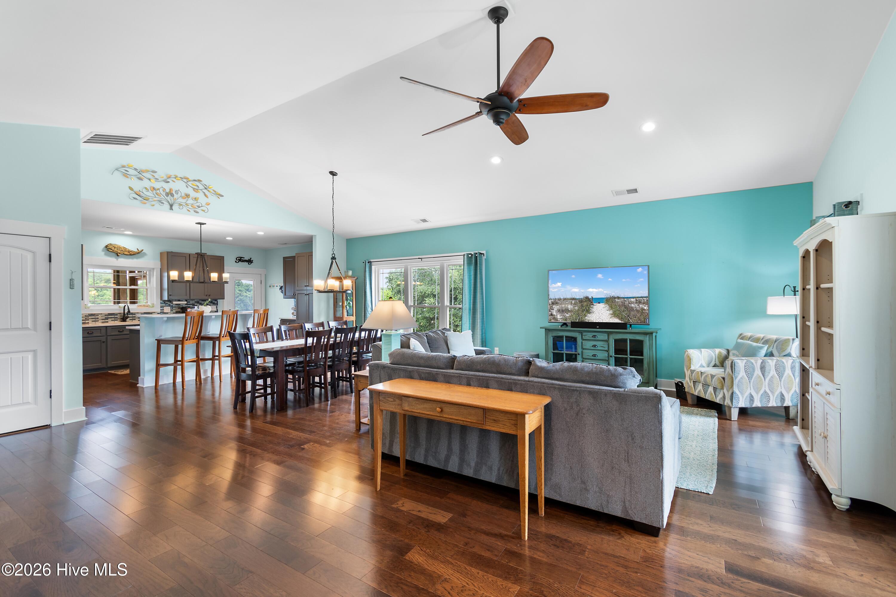 1308 E Yacht Drive Property Photo 8