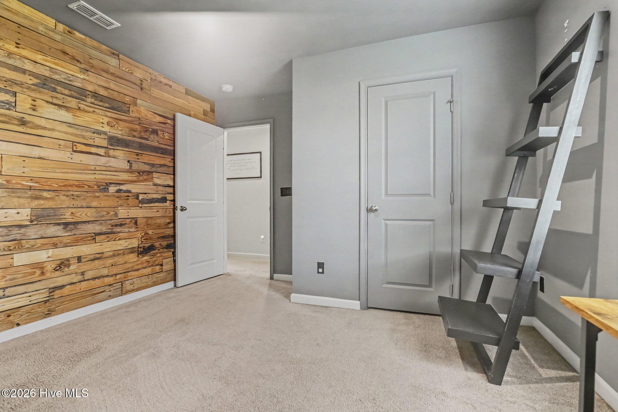 68 Florentine Court Property Photo 25