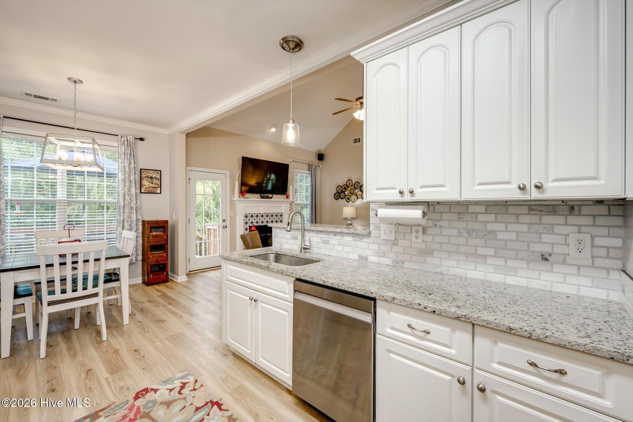 1104 Hunters Cove Property Photo 15