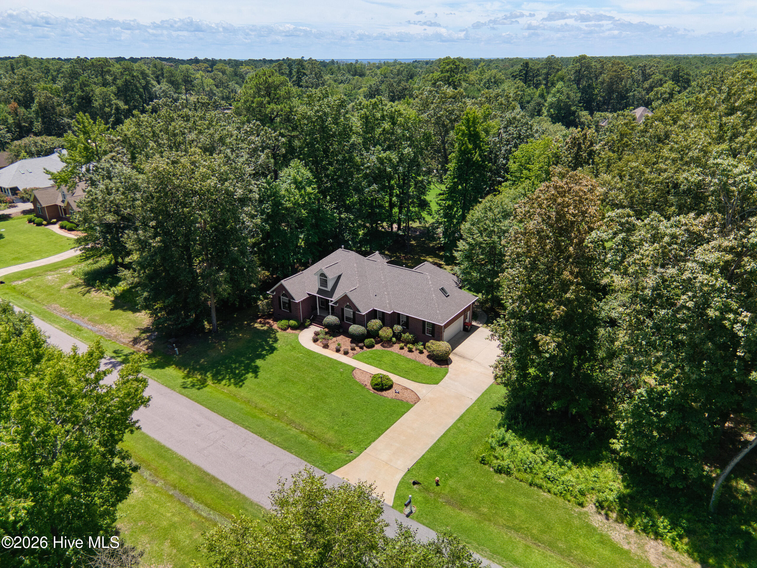 148 Broad River Drive Property Photo 3