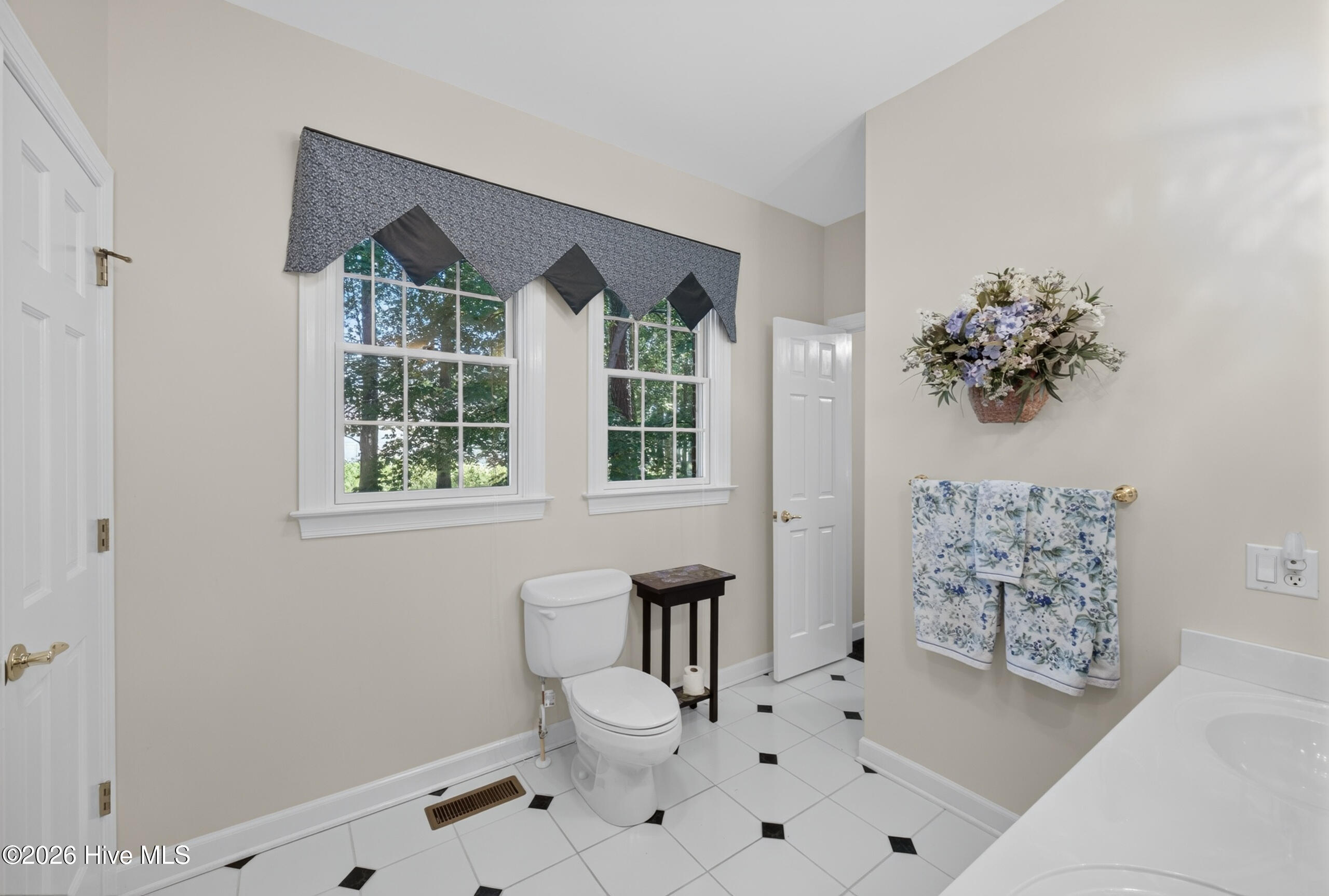 148 Broad River Drive Property Photo 17
