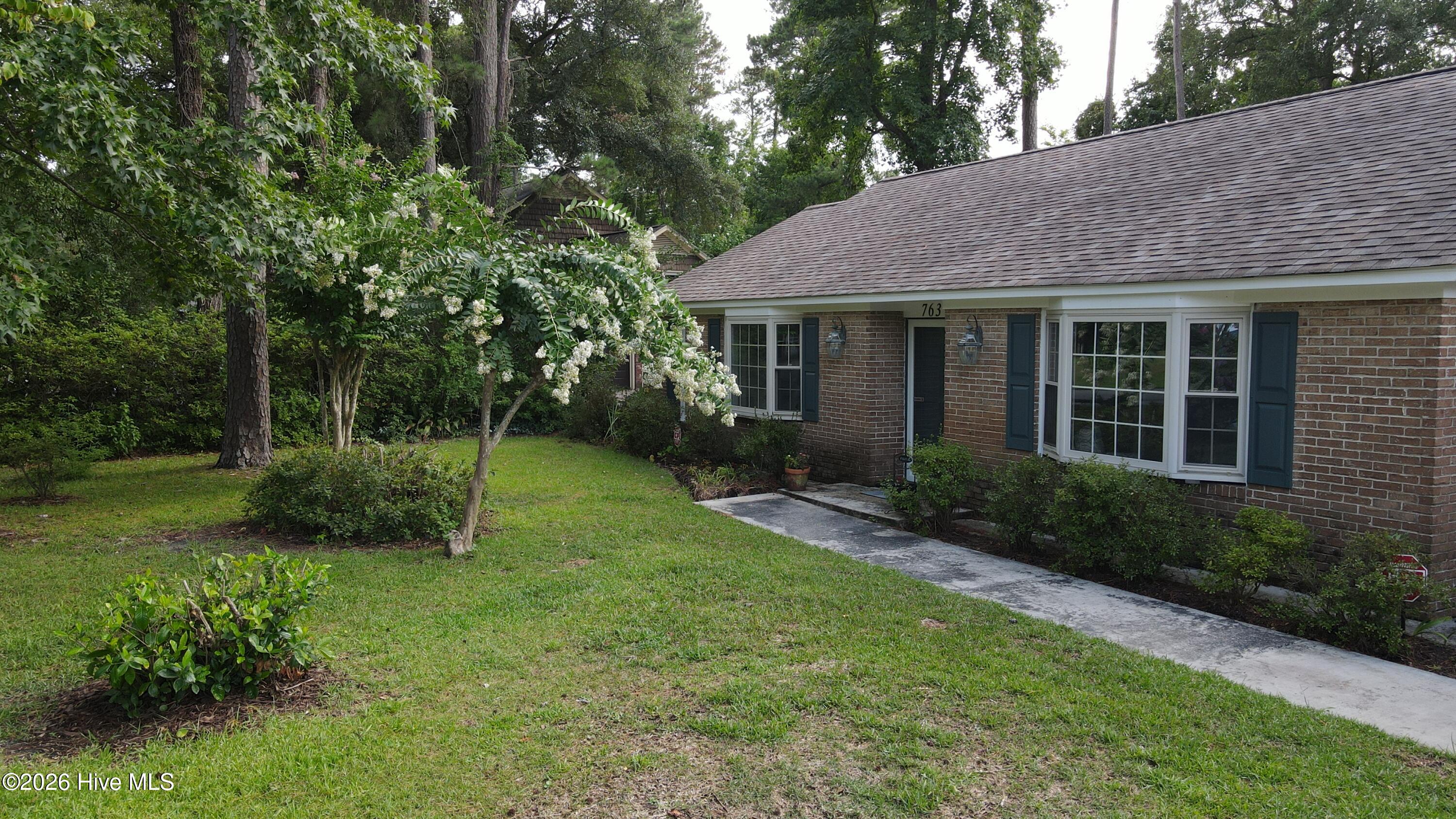 763 Brunswick Place Se Property Photo 3