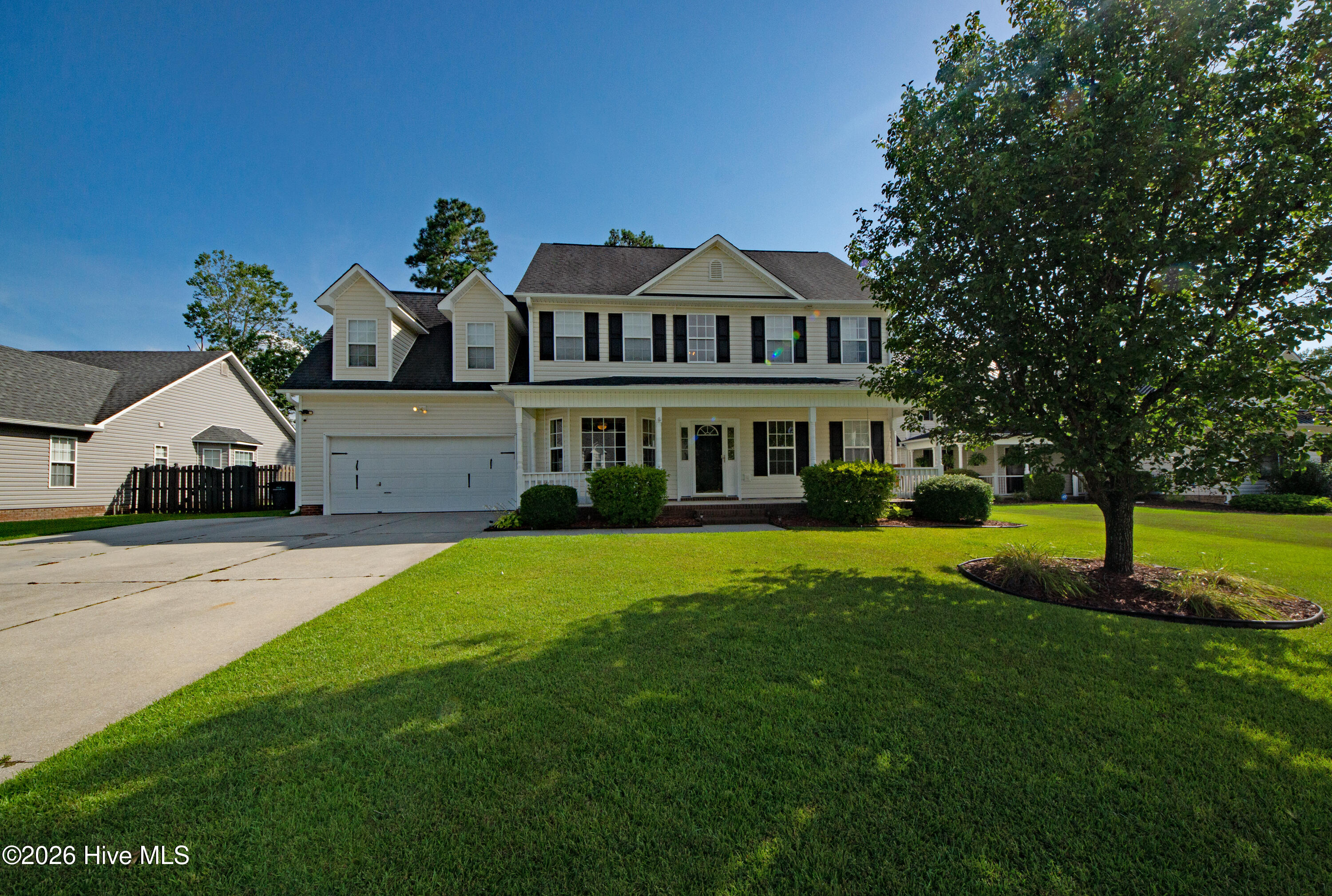 1112 Huff Drive Property Photo 1