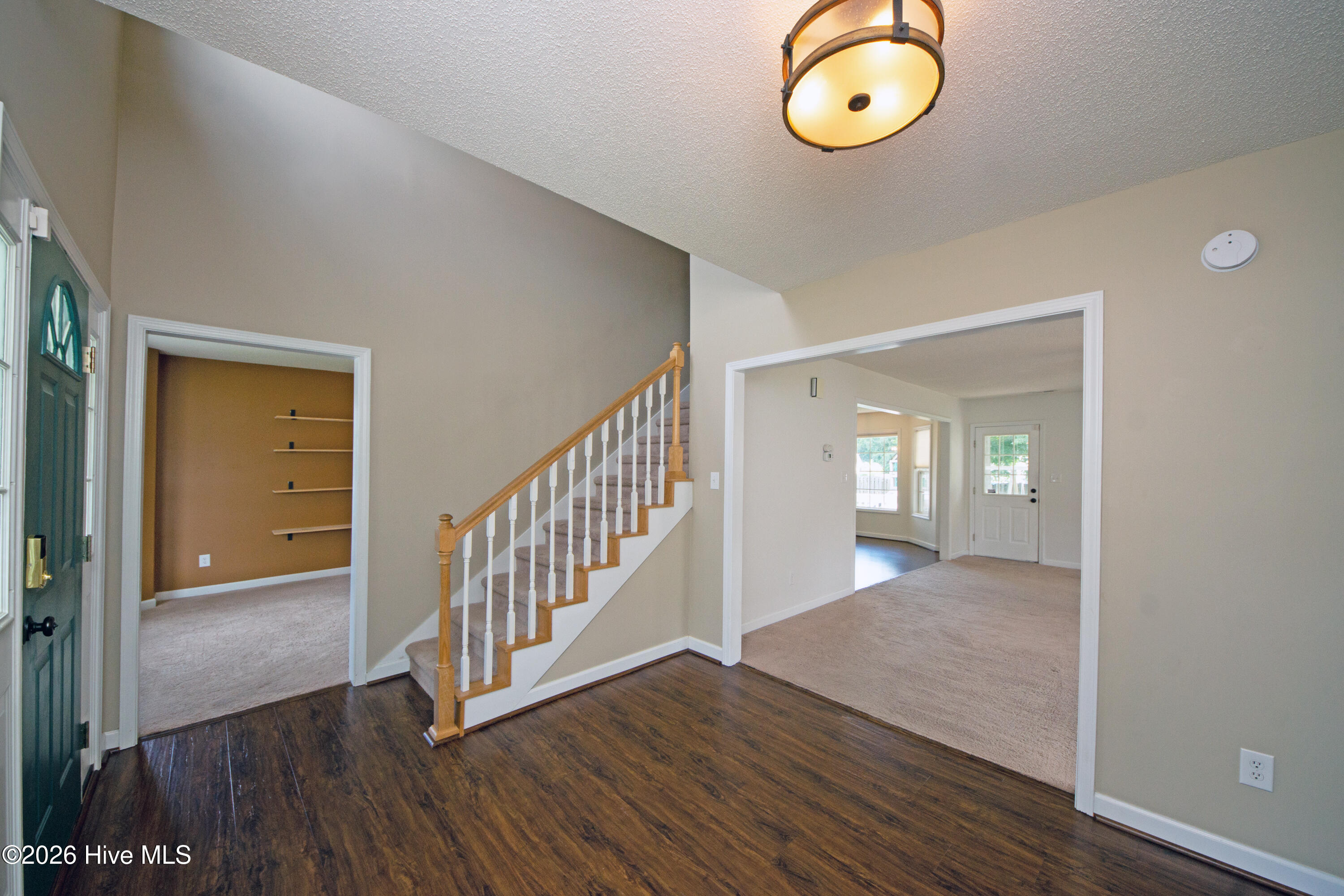 1112 Huff Drive Property Photo 6