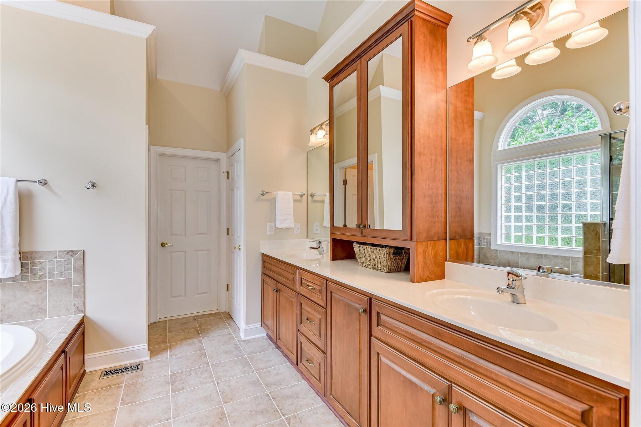 1062 Longstreet Place Property Photo 25