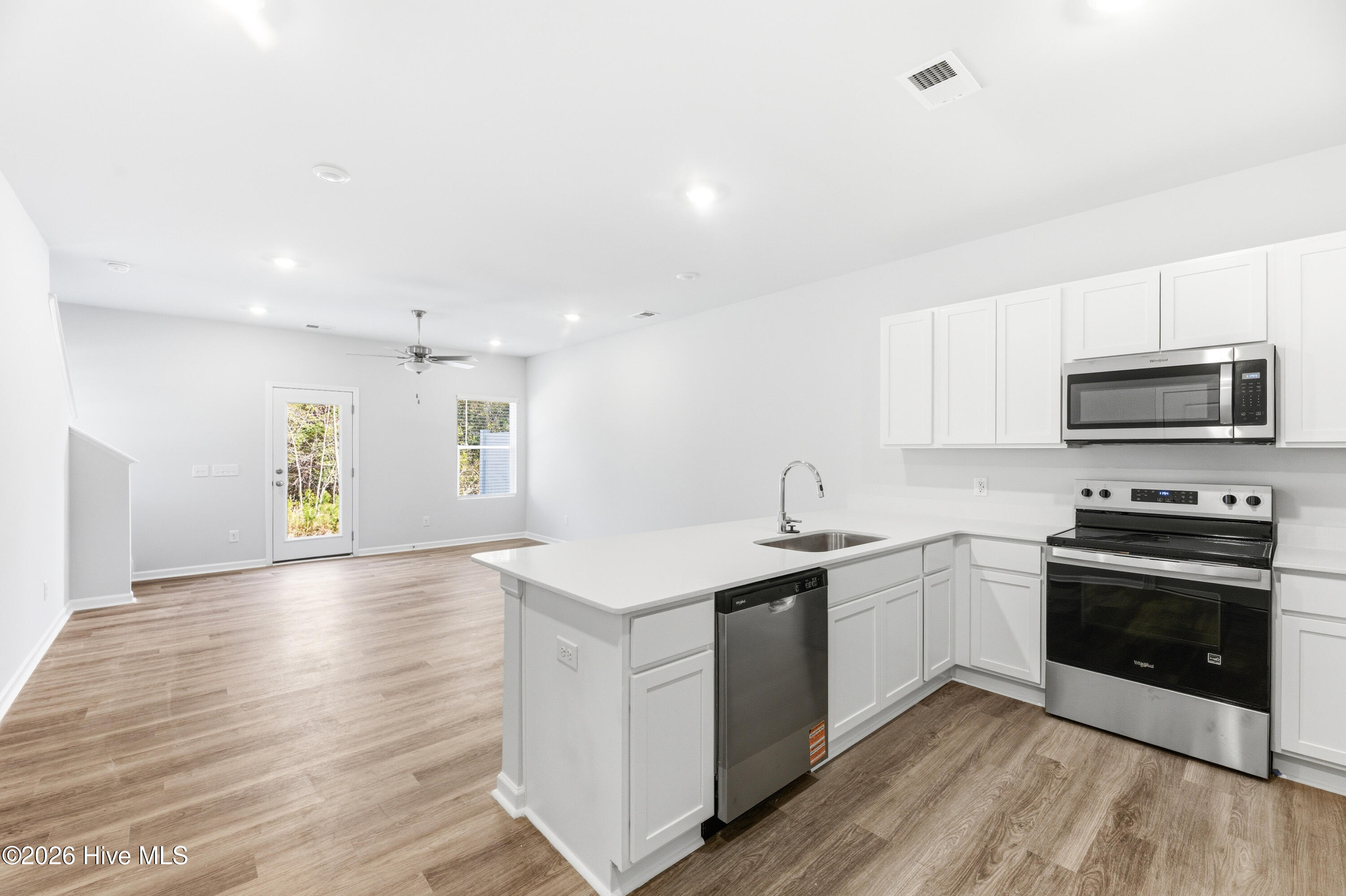 593 Sandy Hollow Drive Property Photo 10