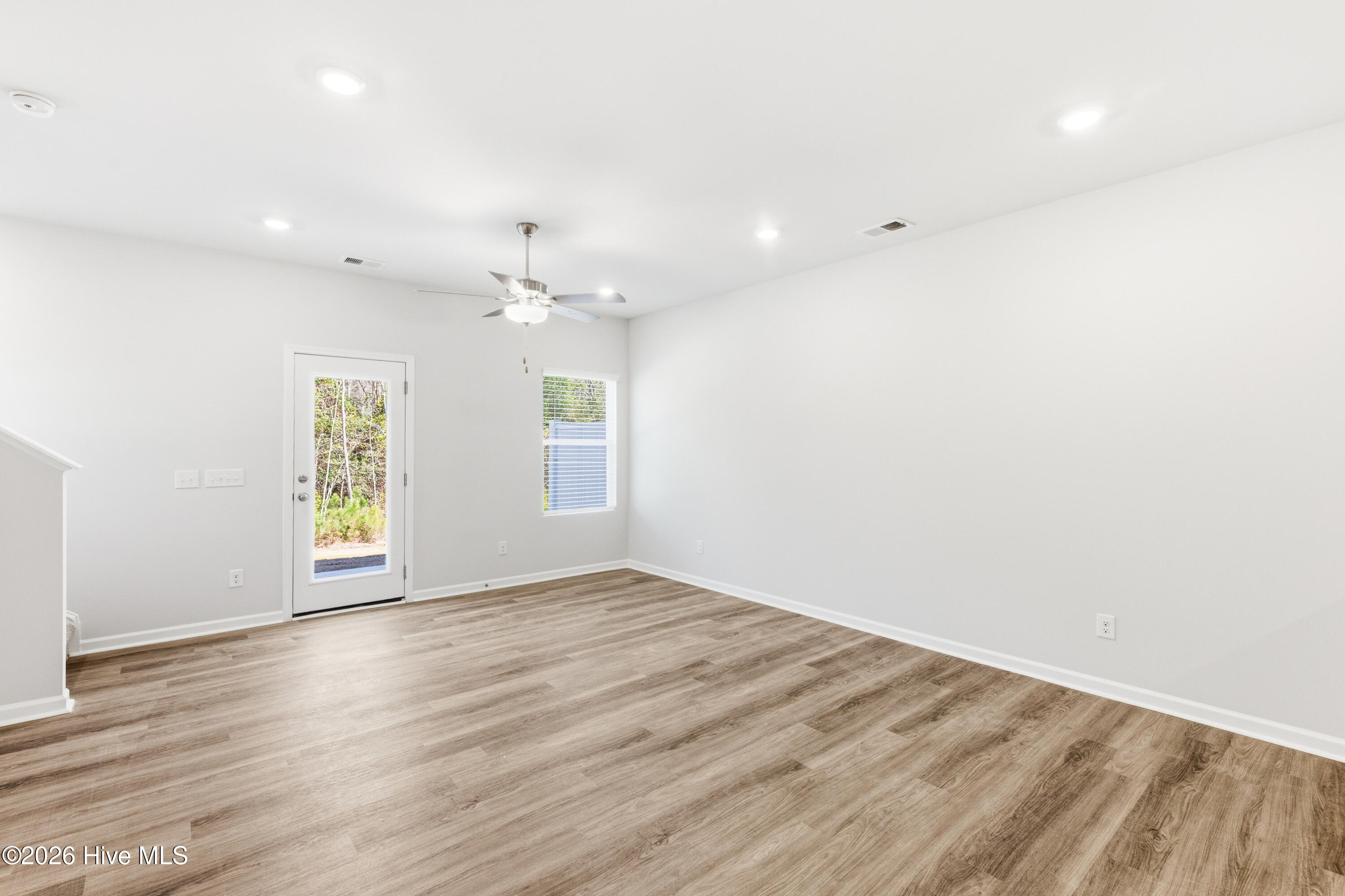 593 Sandy Hollow Drive Property Photo 12