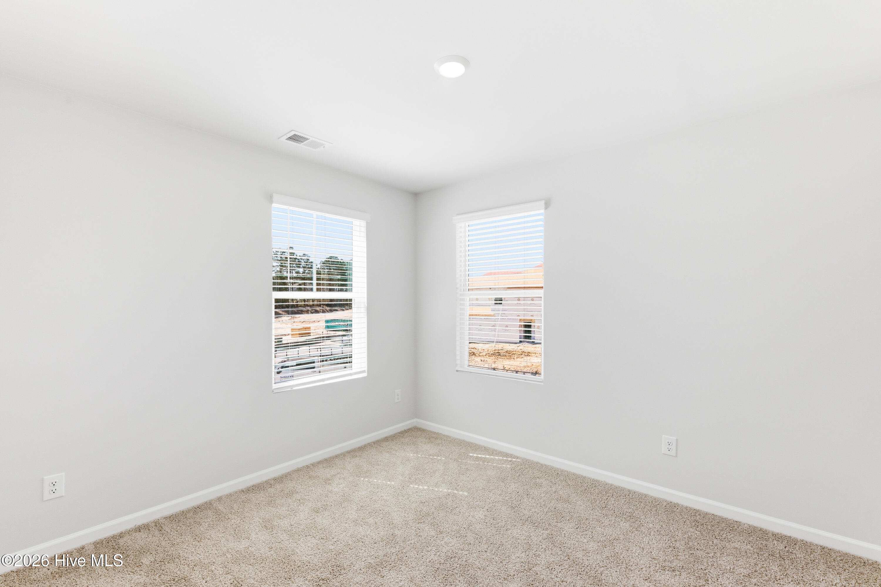 593 Sandy Hollow Drive Property Photo 16