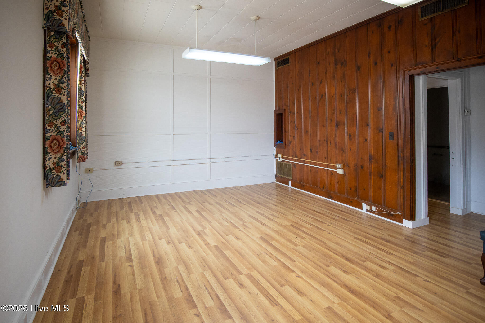 109 E Bunn Lane Property Photo 3