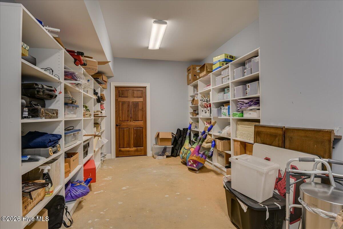220 Homeward Bound Drive Property Photo 46