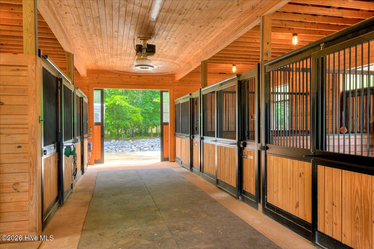 220 Homeward Bound Drive Property Photo 71