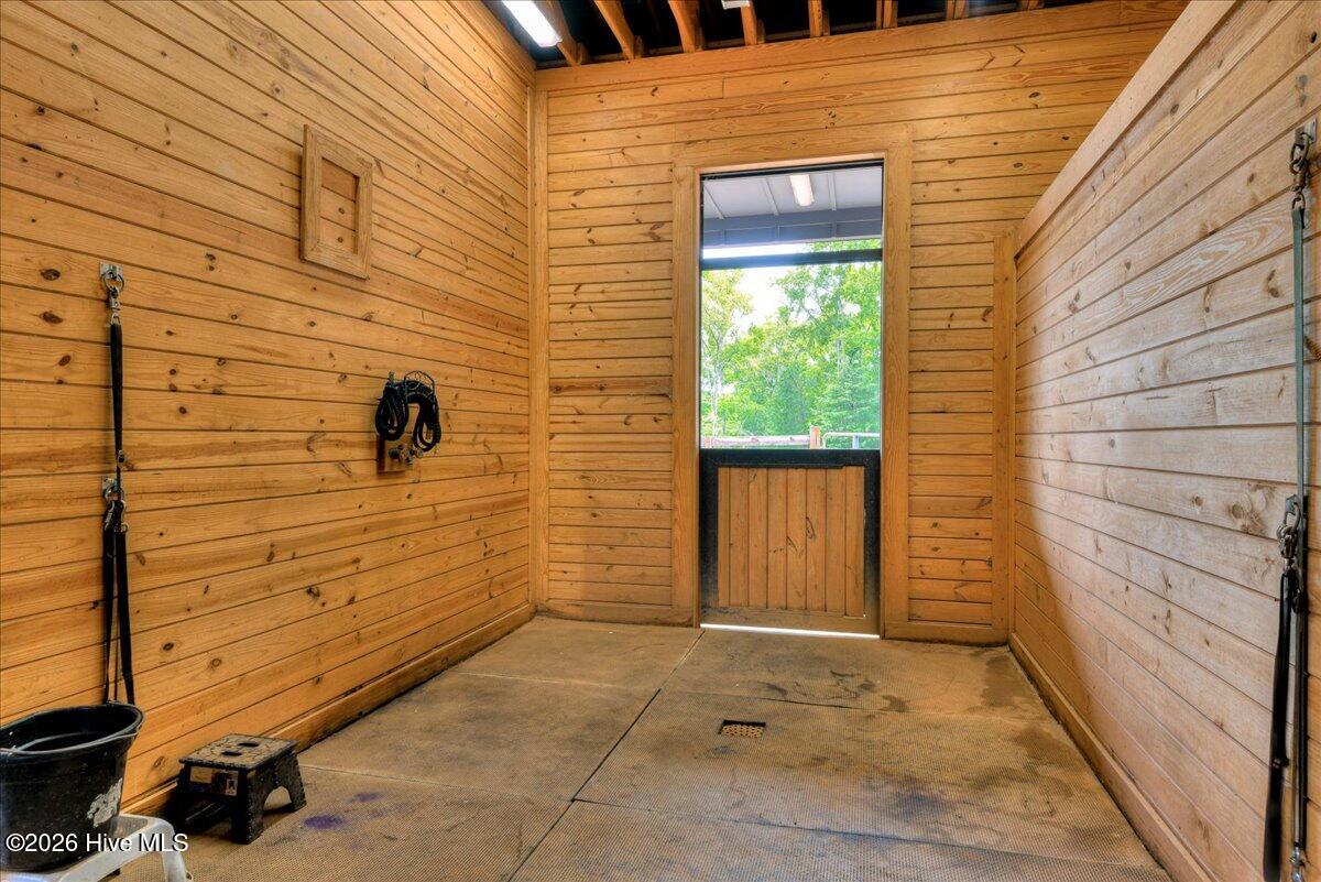 220 Homeward Bound Drive Property Photo 75