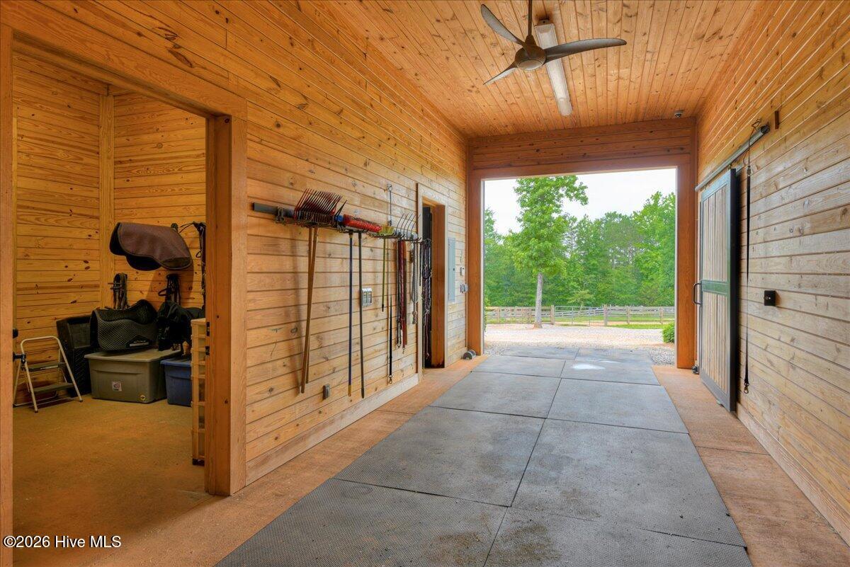 220 Homeward Bound Drive Property Photo 76