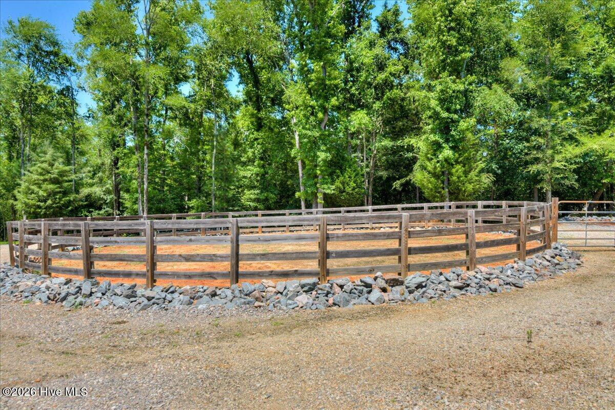 220 Homeward Bound Drive Property Photo 83