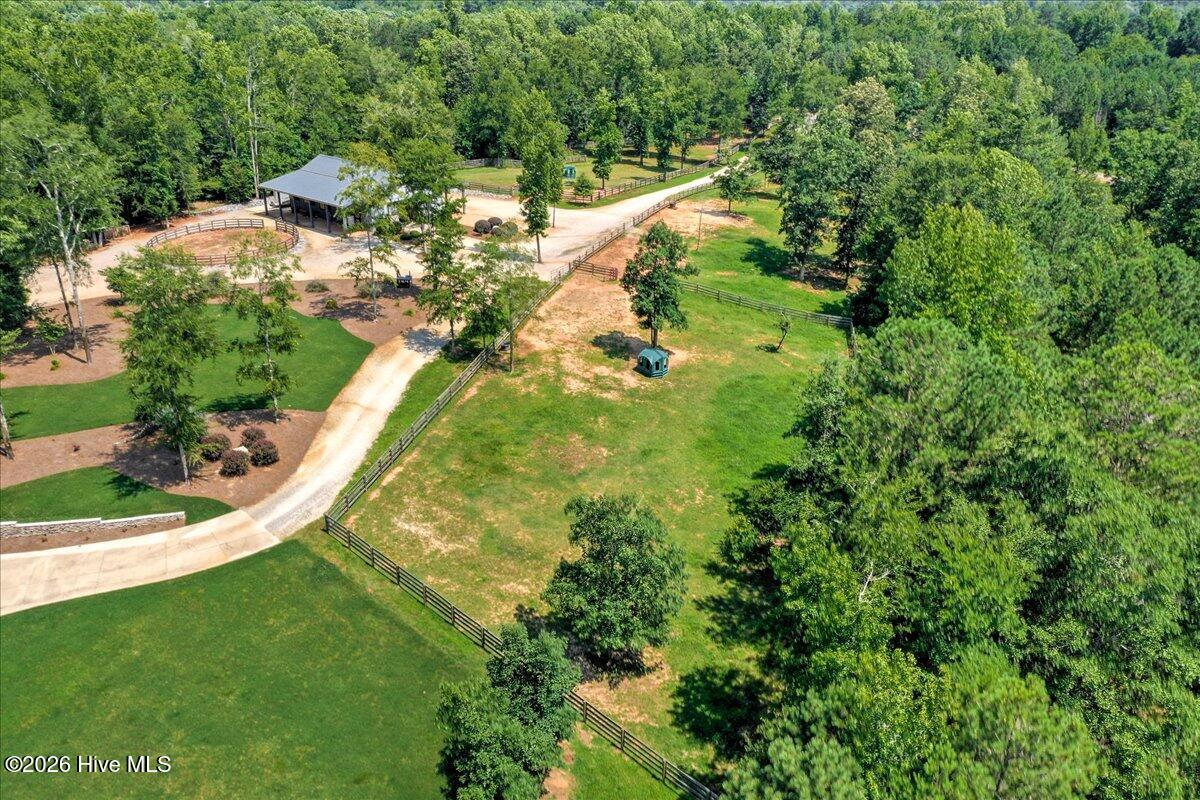 220 Homeward Bound Drive Property Photo 85