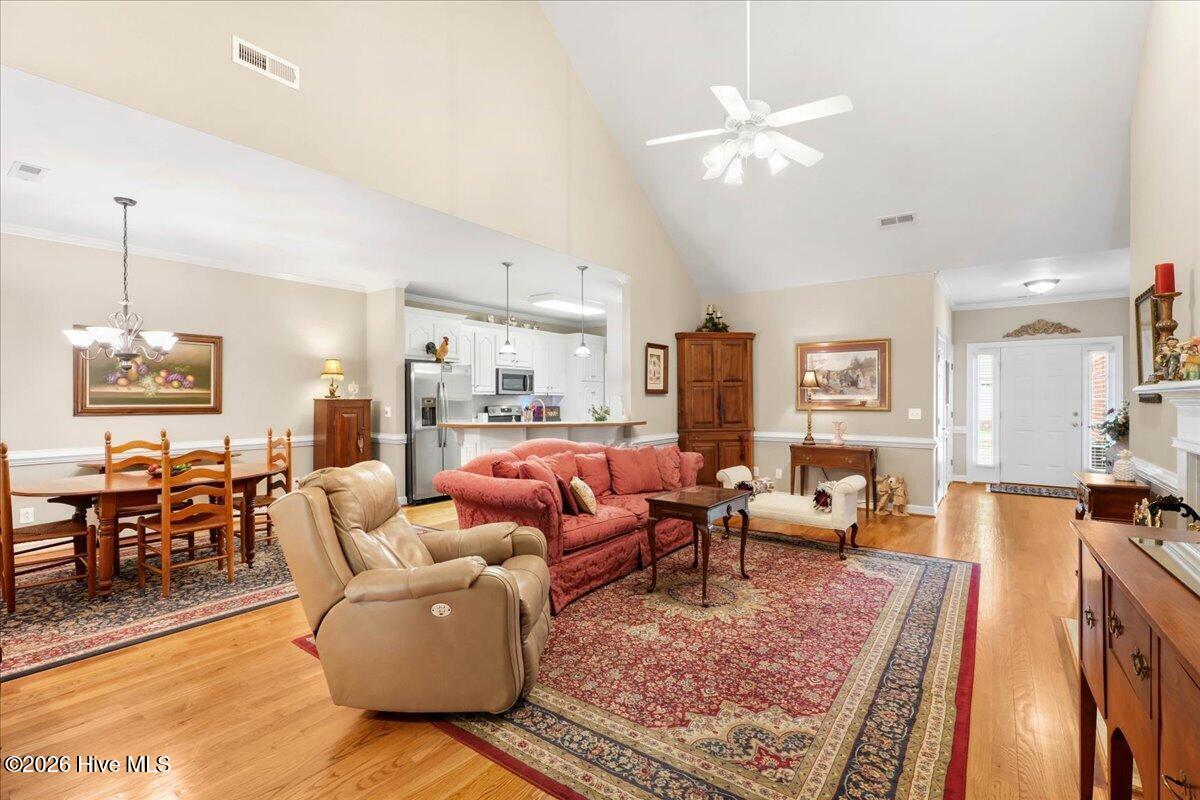 208 Commonsgate Drive Property Photo 13