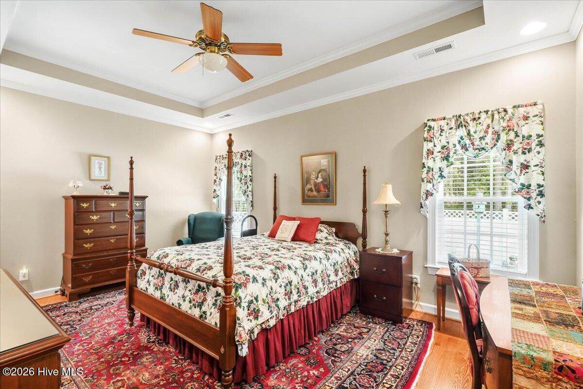 208 Commonsgate Drive Property Photo 21