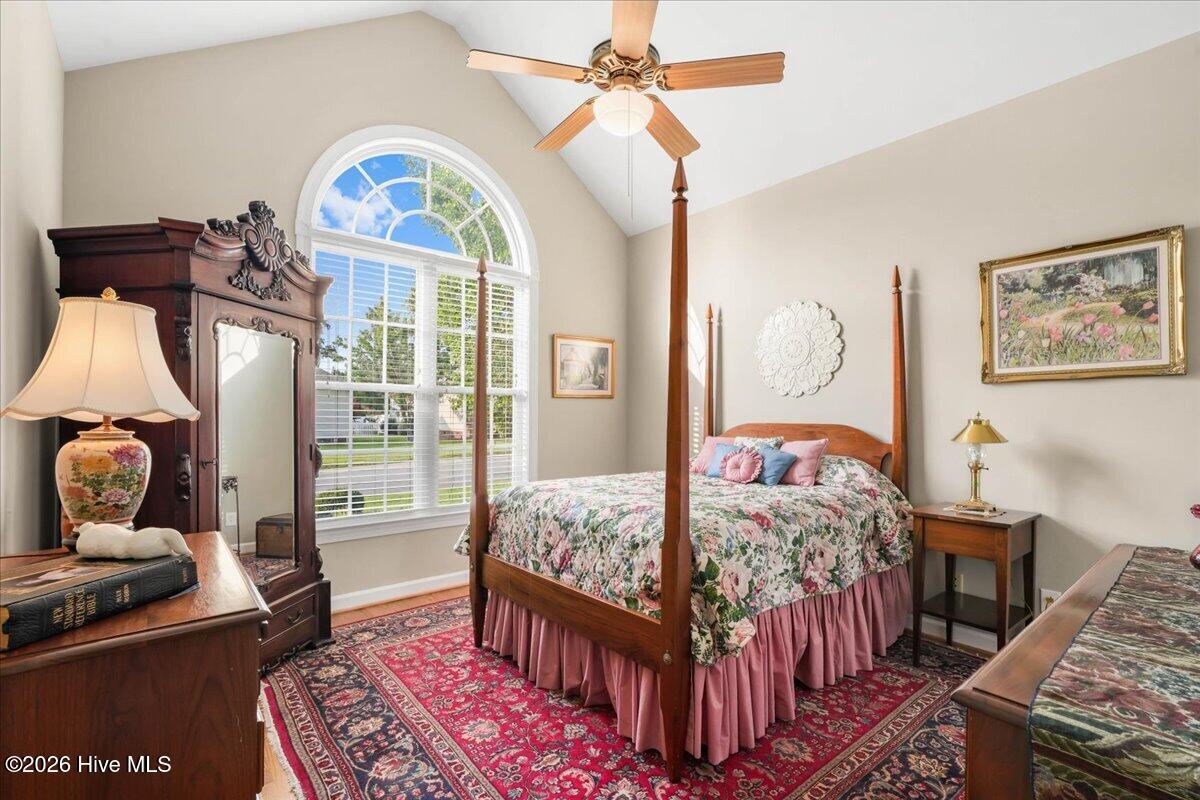 208 Commonsgate Drive Property Photo 24