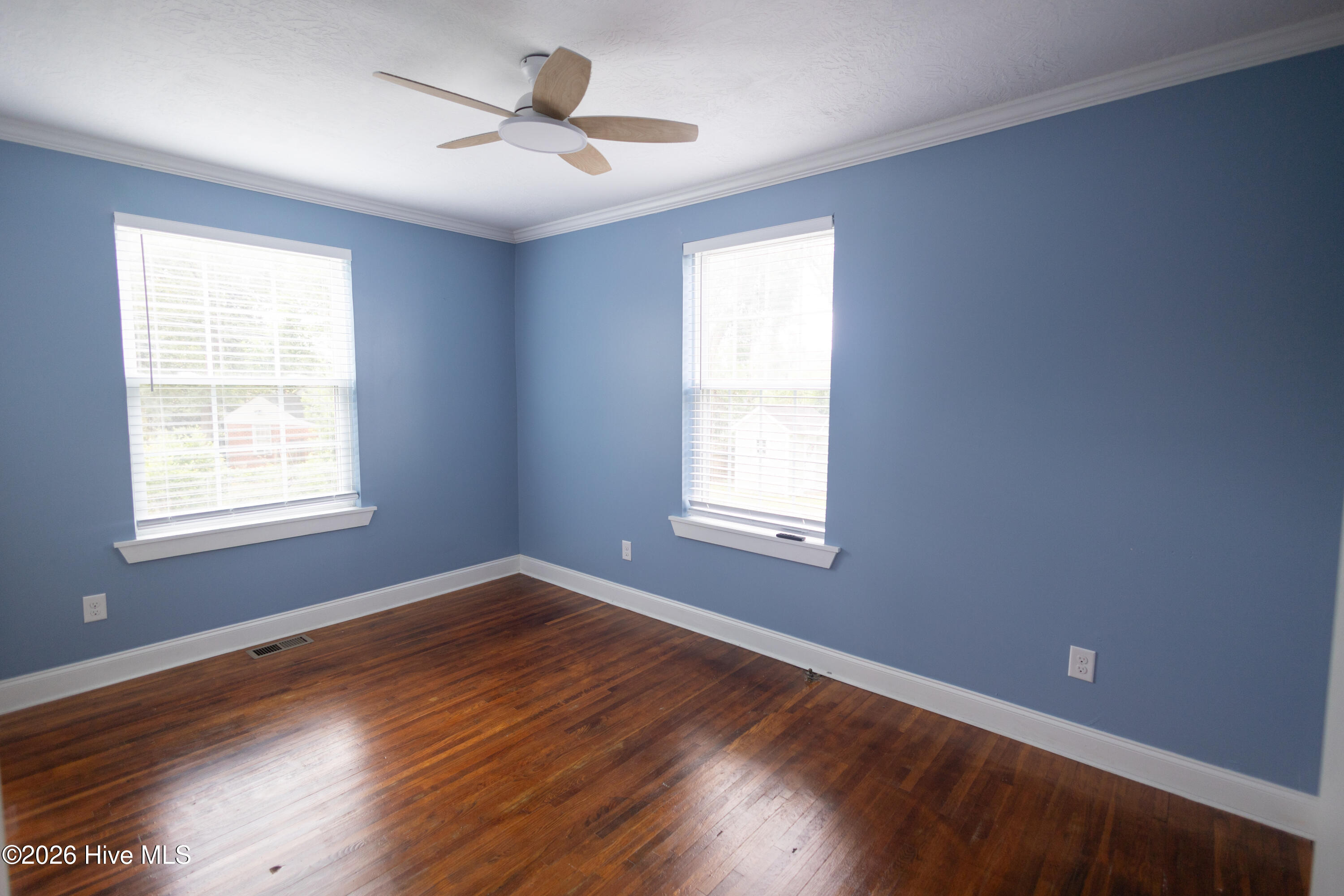 1720 Oak Drive Property Photo 5