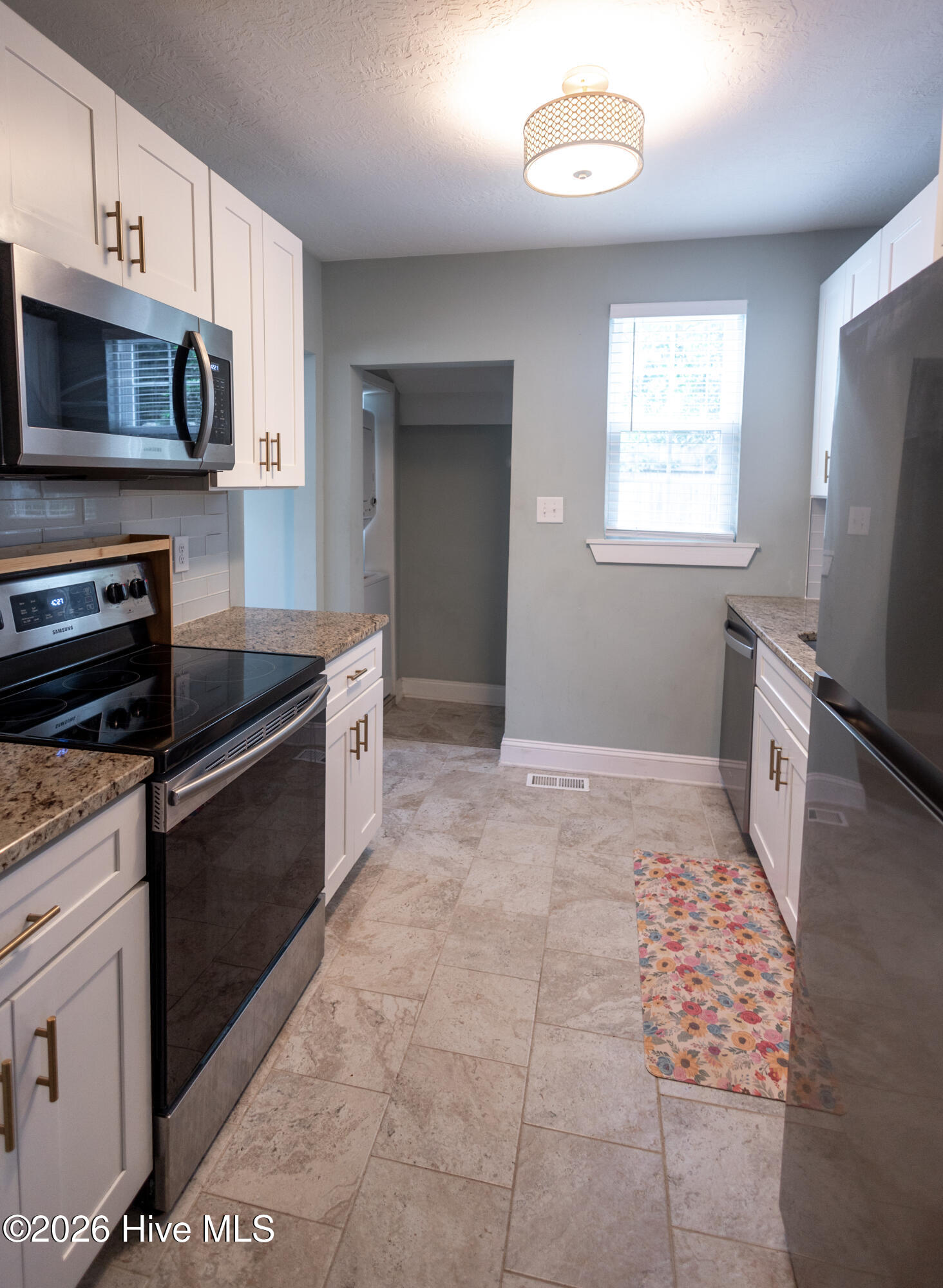 1720 Oak Drive Property Photo 7