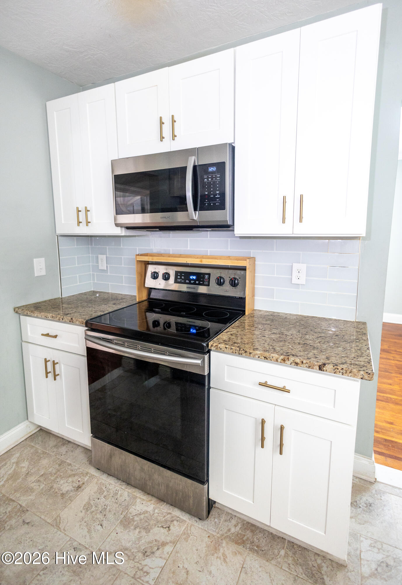 1720 Oak Drive Property Photo 10