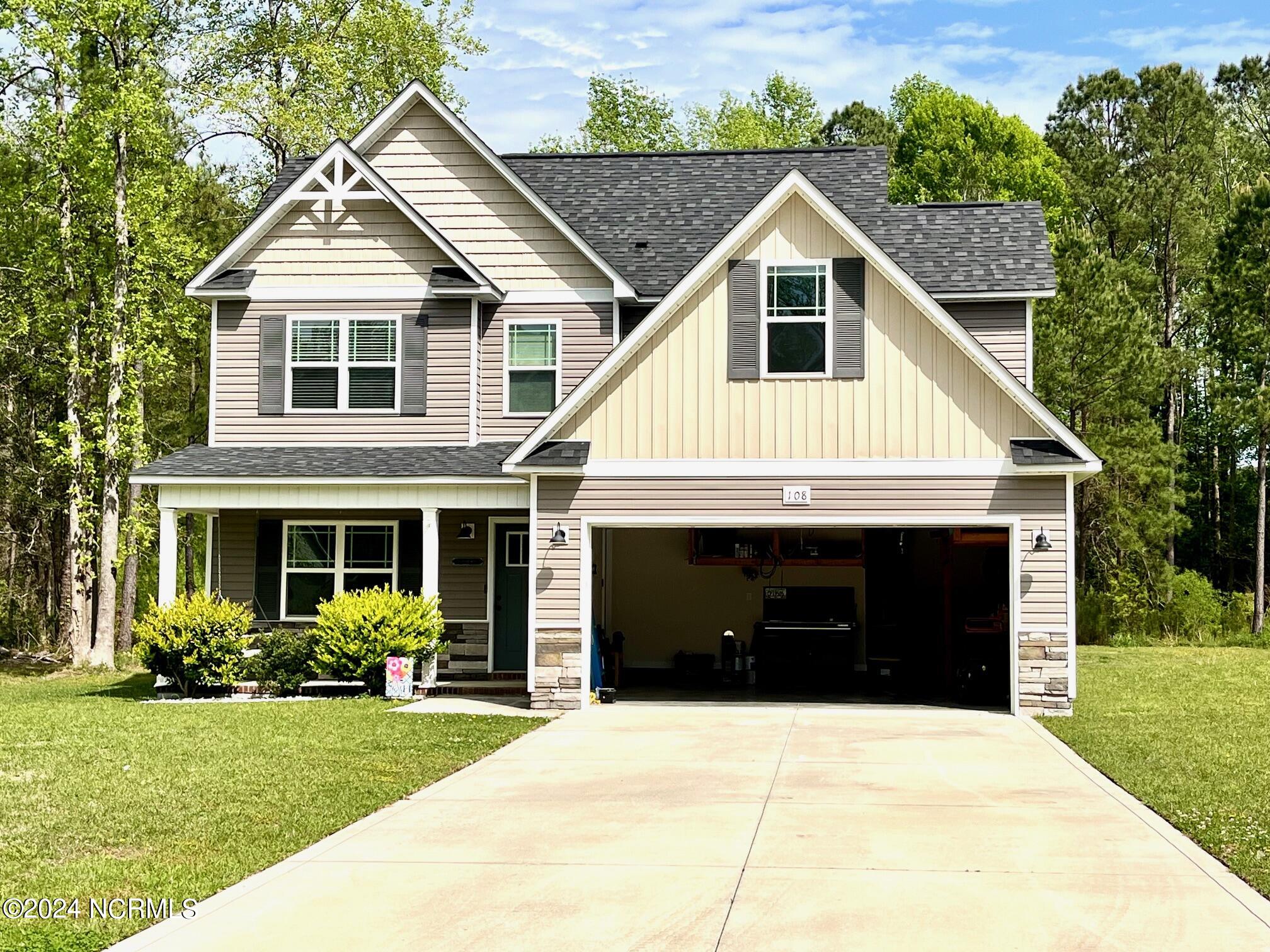 108 Wynstone Drive Property Photo 1