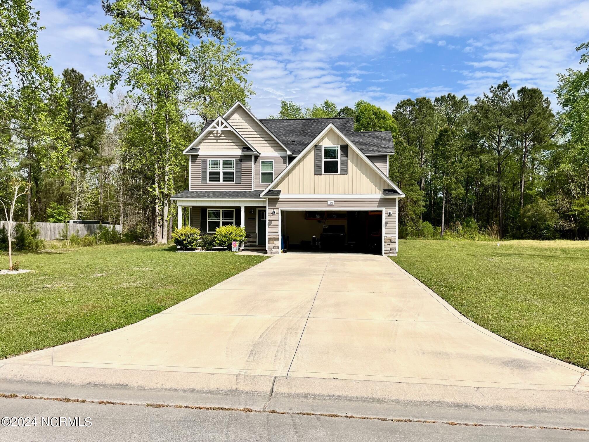 108 Wynstone Drive Property Photo 2