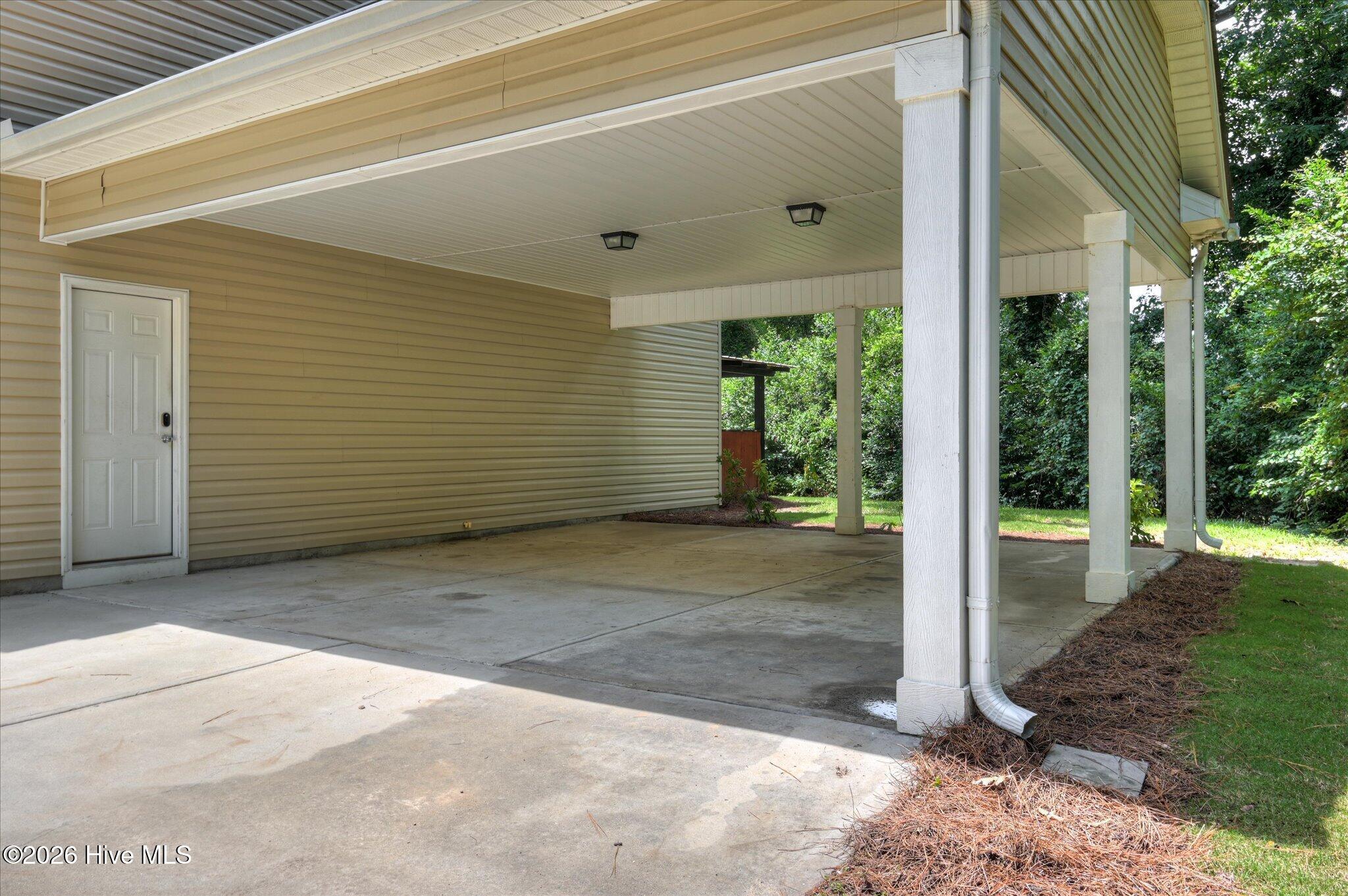 1932 Seaborn Drive Property Photo 41