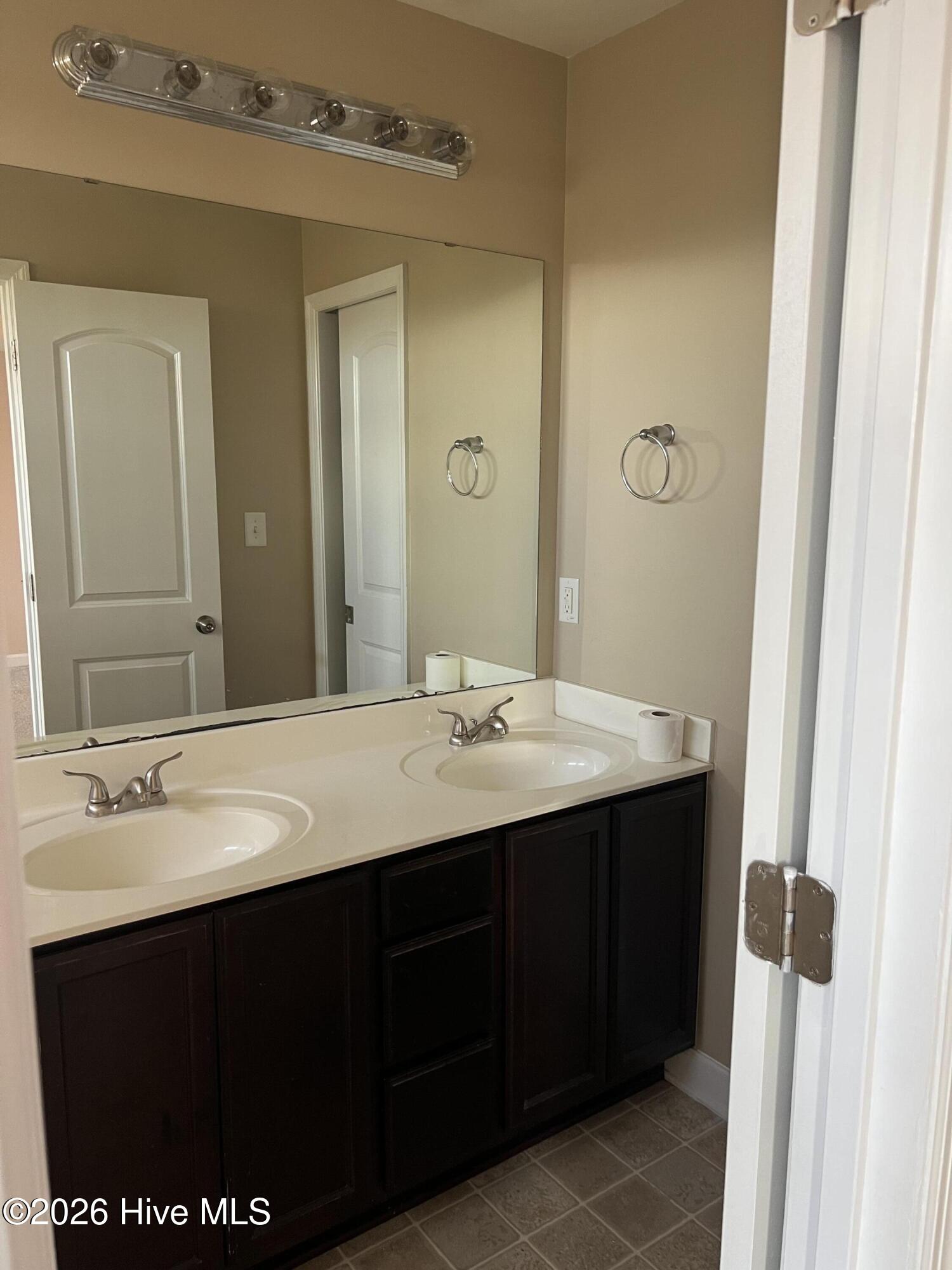 400 Duncan Drive S Property Photo 18