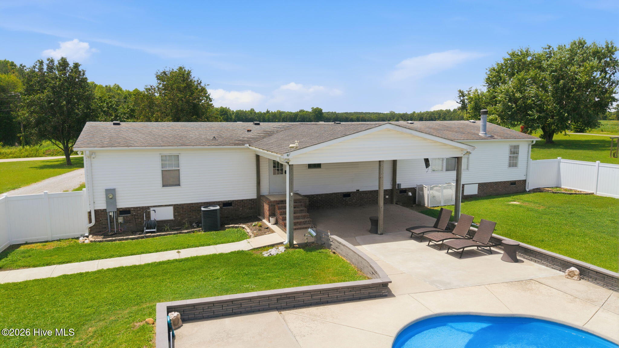 867 Kate Road Property Photo 15