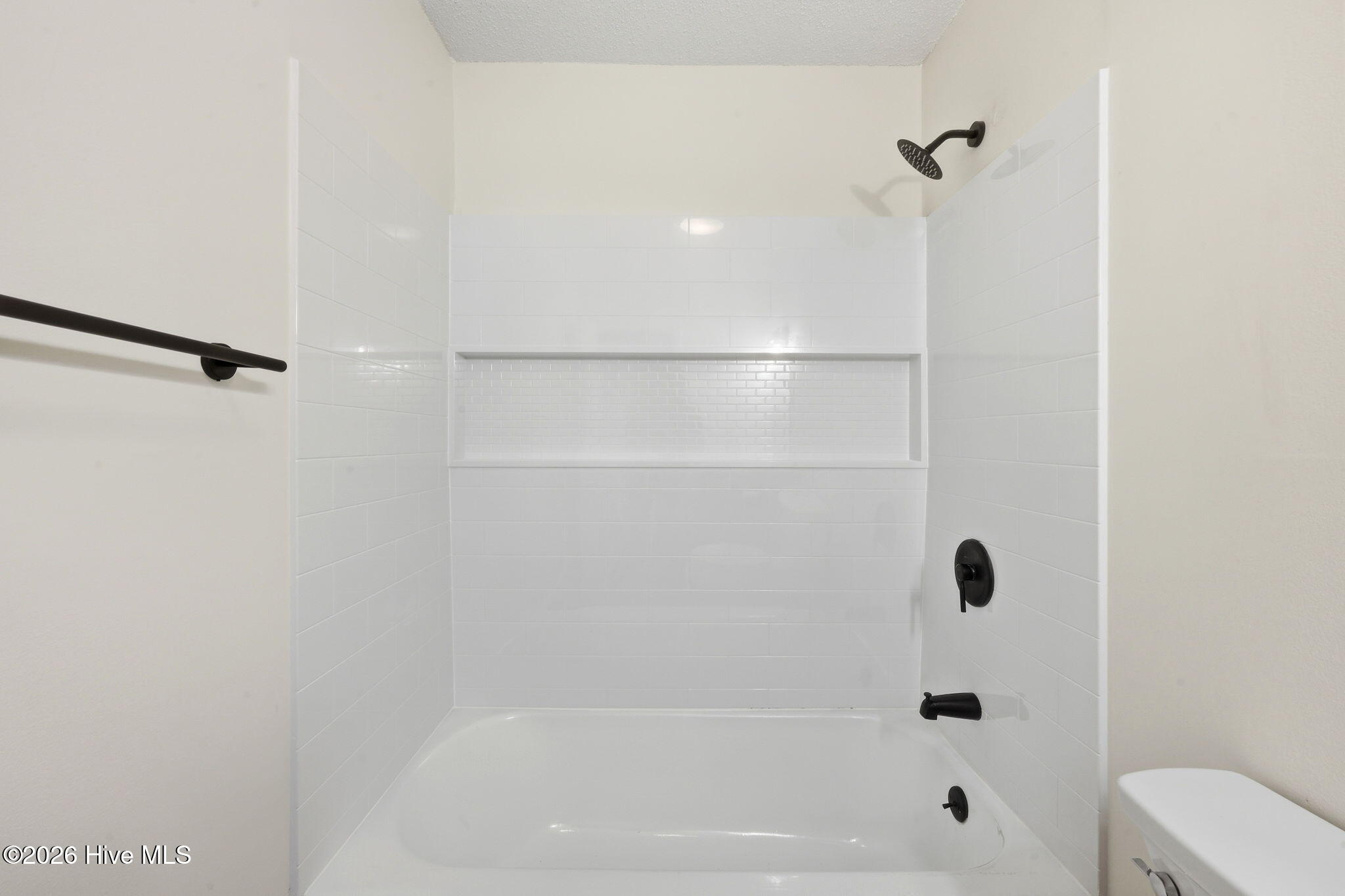 325 Miller Boulevard Property Photo 16