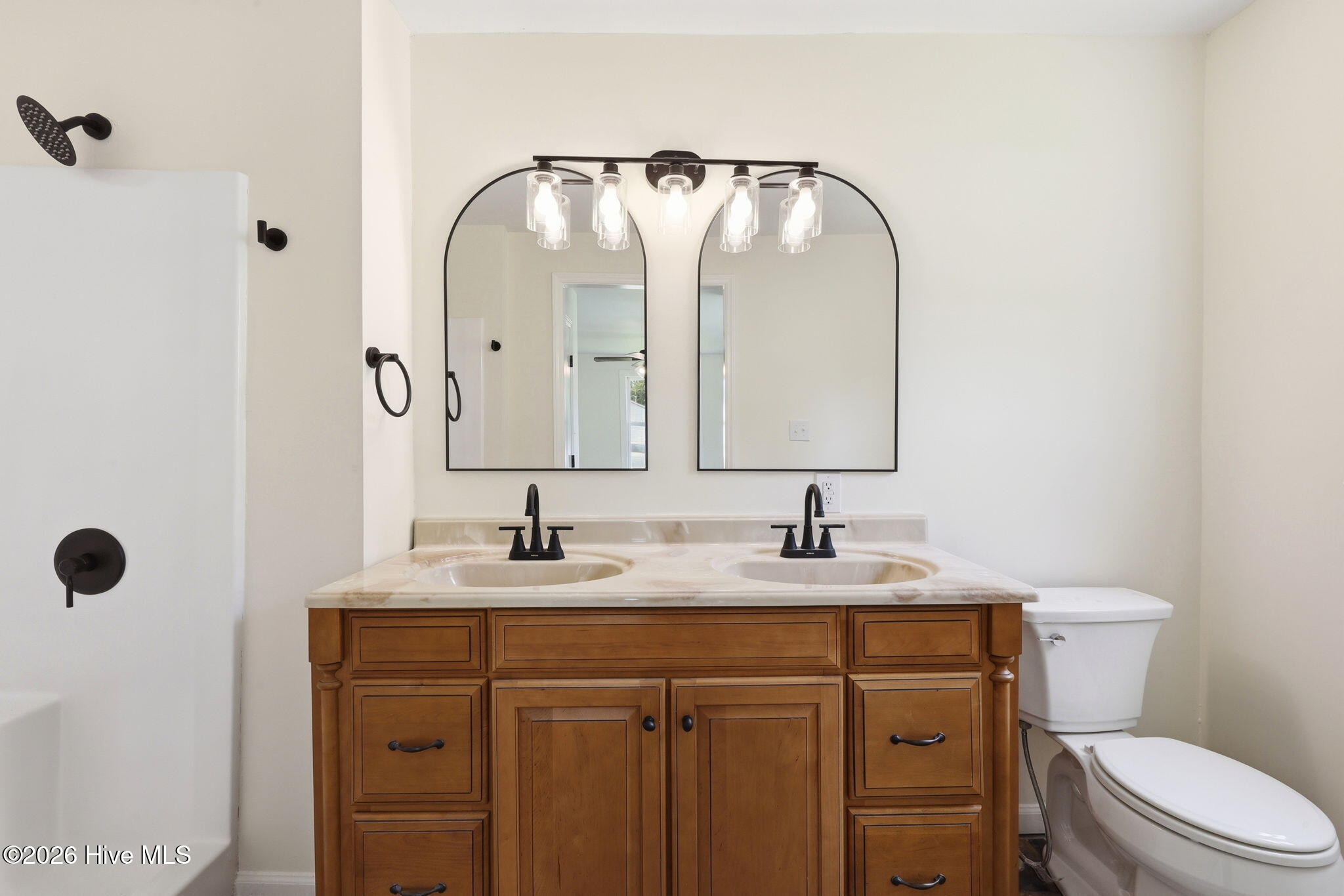 325 Miller Boulevard Property Photo 28
