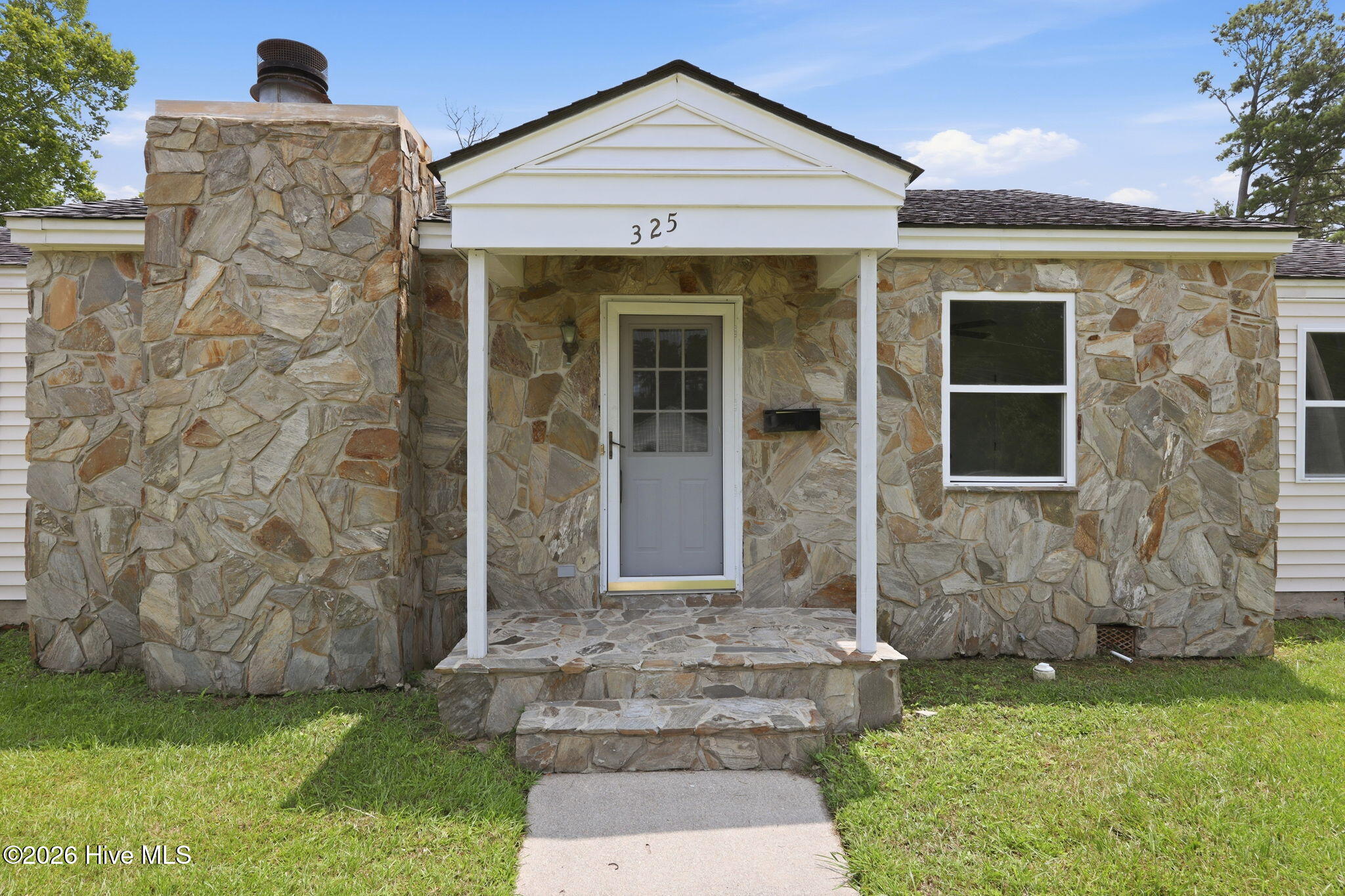 325 Miller Boulevard Property Photo 33