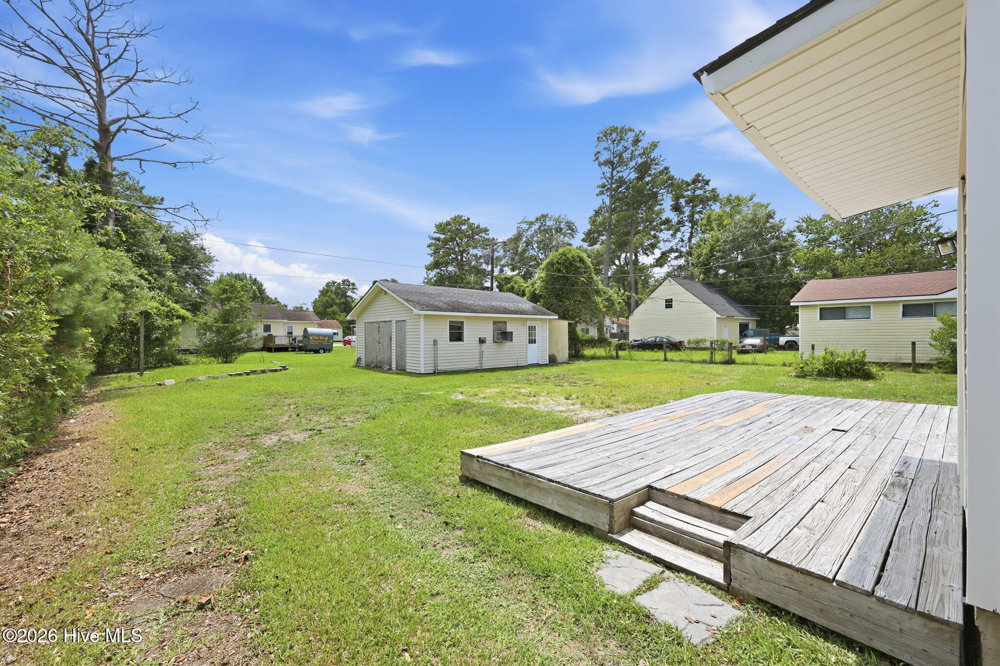 325 Miller Boulevard Property Photo 34