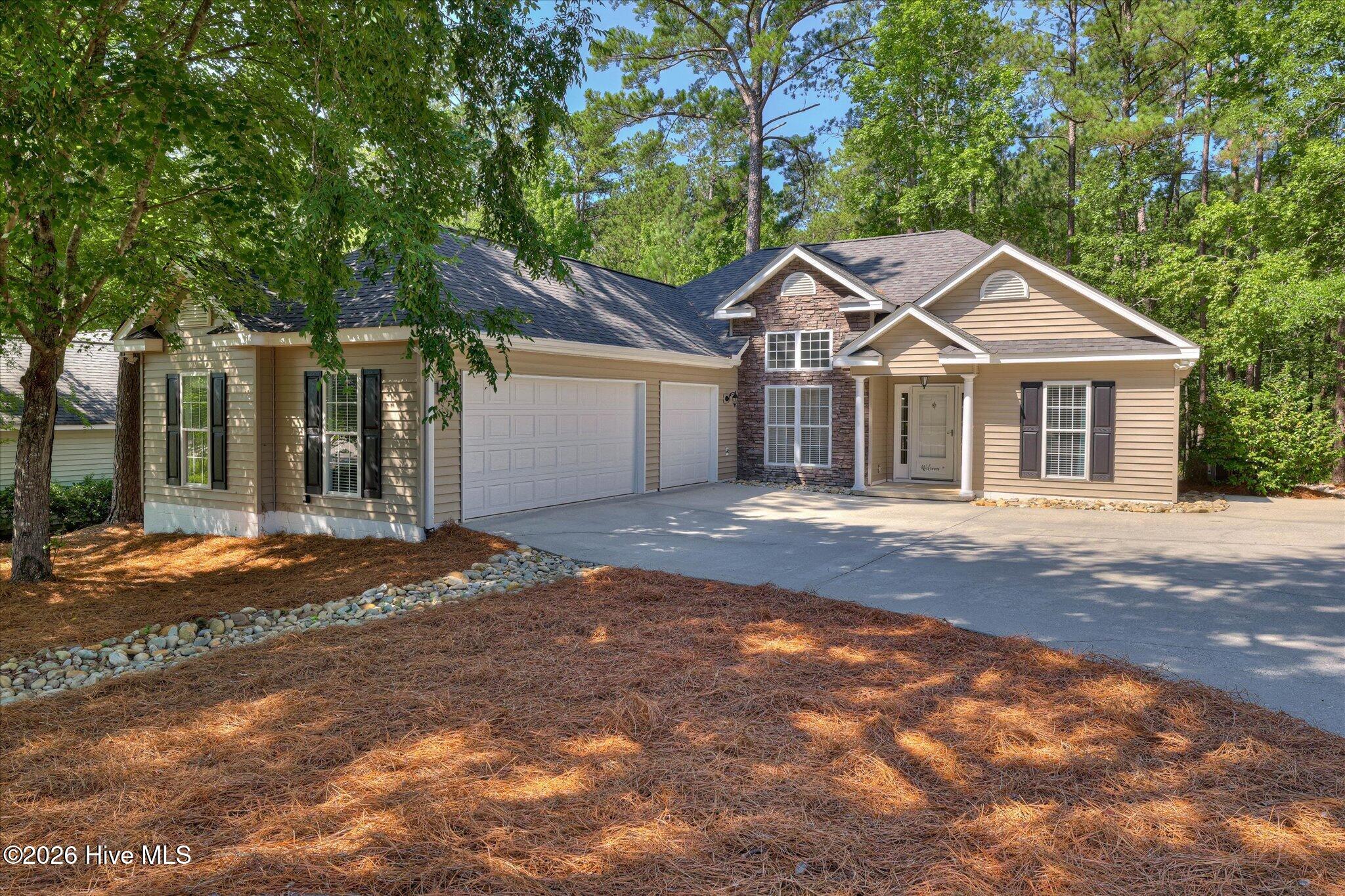 264 Fairway Drive Property Photo 1
