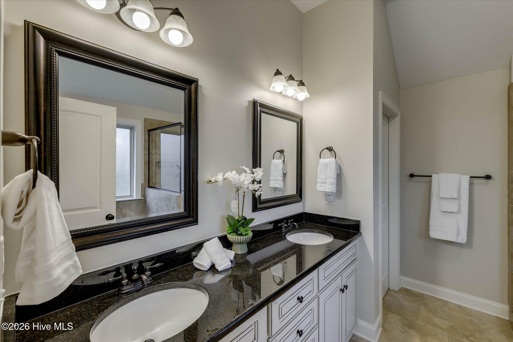 1173 Waltons Pass Property Photo 40