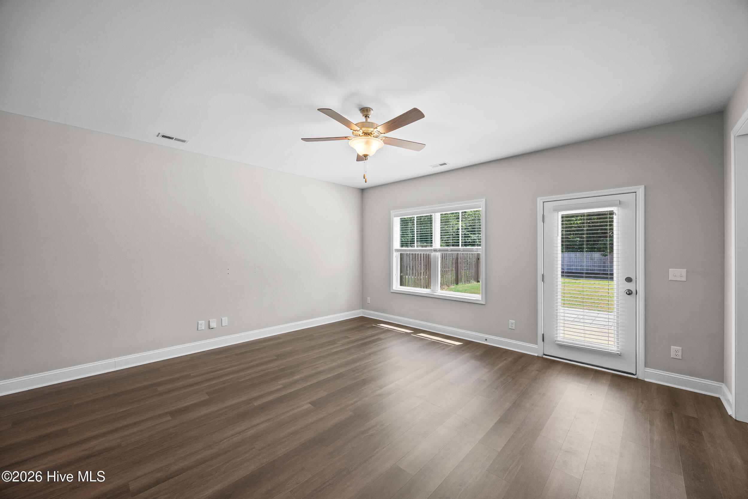 1436 Branch Row Property Photo 10