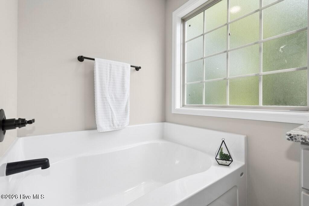 60 Greenfield Lane Property Photo 25